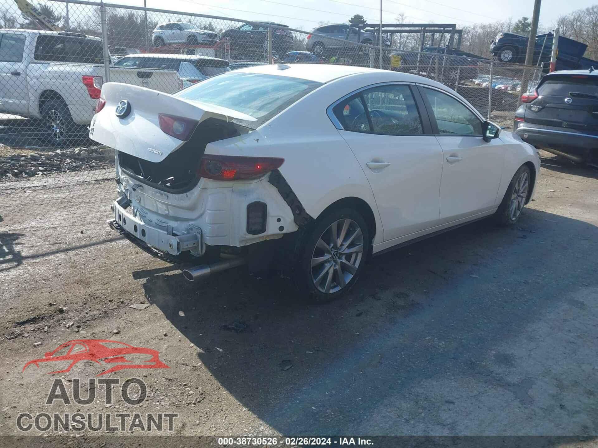MAZDA MAZDA3 2019 - JM1BPBDM0K1118270