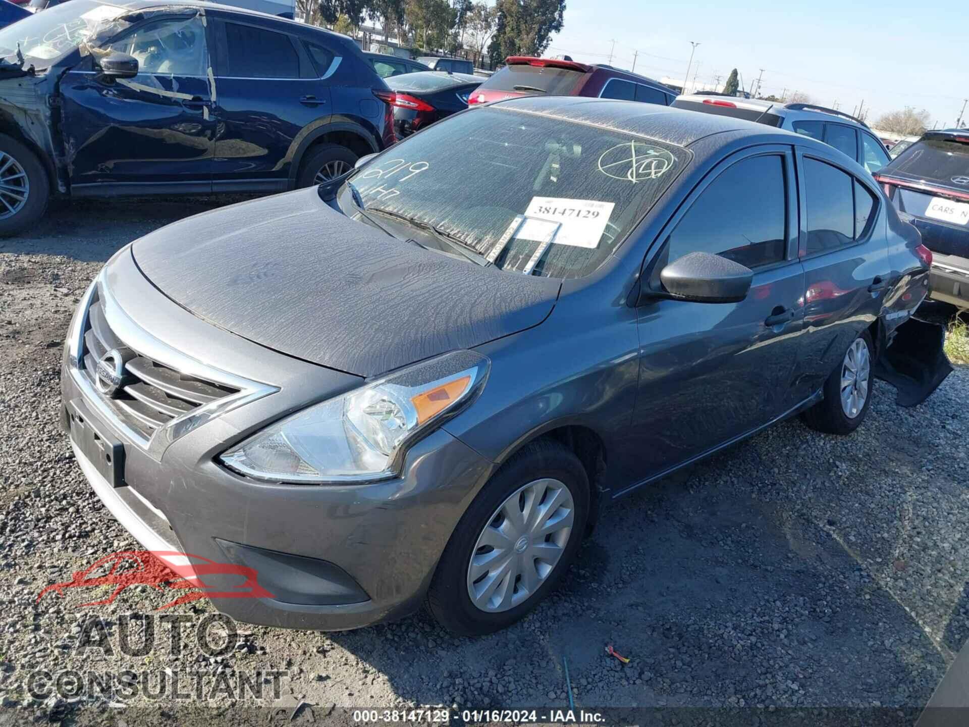 NISSAN VERSA 2019 - 3N1CN7AP3KL871499
