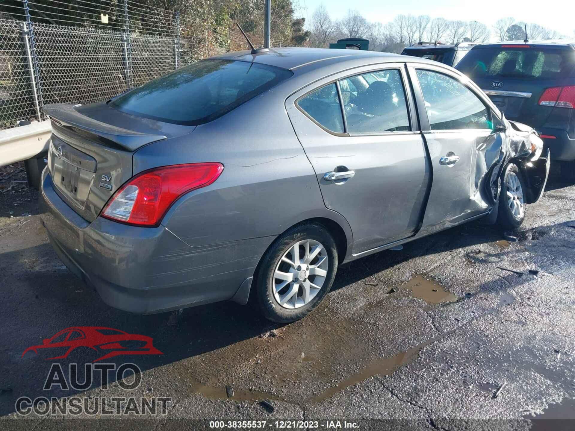 NISSAN VERSA 2017 - 3N1CN7AP1HL821001