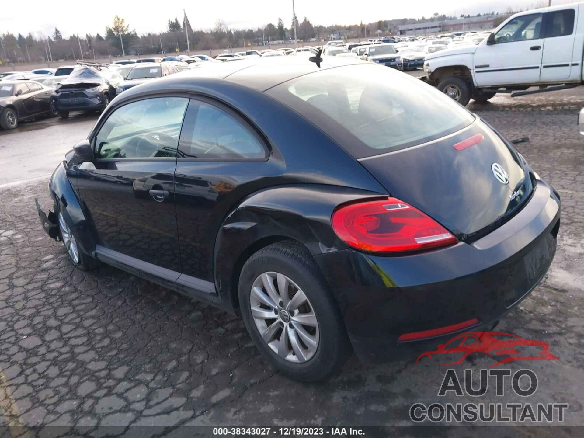 VOLKSWAGEN BEETLE COUPE 2016 - 3VWF17AT1GM611667