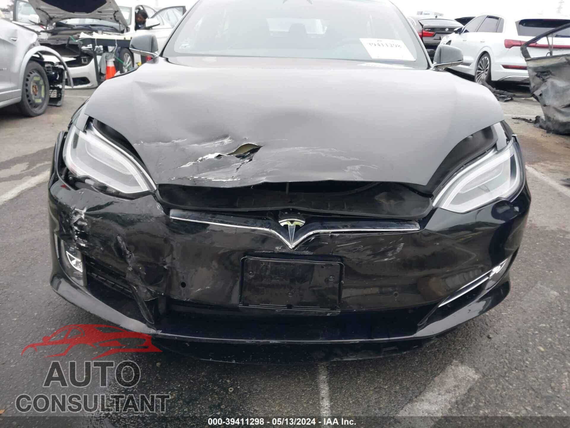 TESLA MODEL S 2018 - 5YJSA1E20JF290748