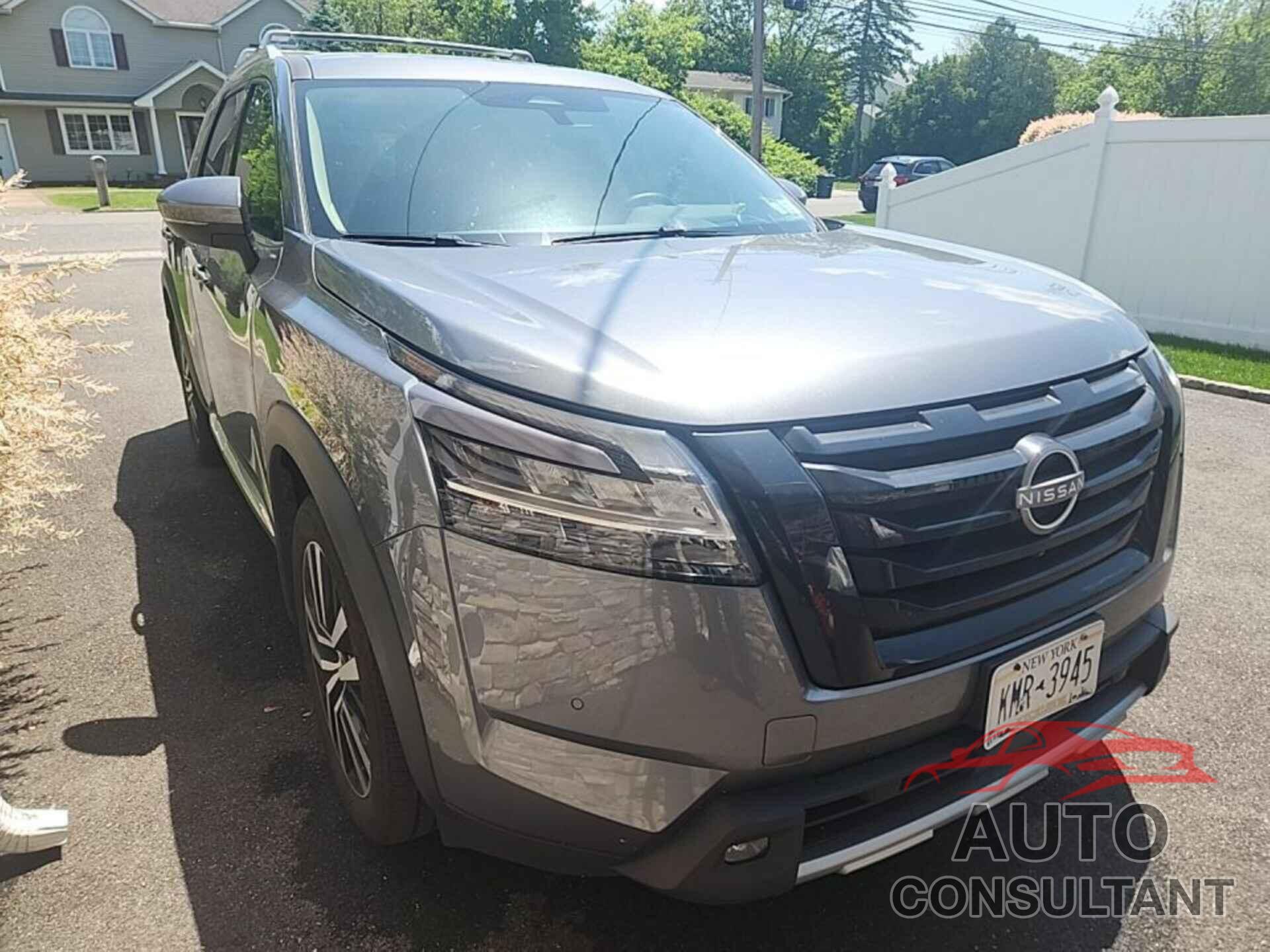 NISSAN PATHFINDER 2023 - 5N1DR3DK2PC240885