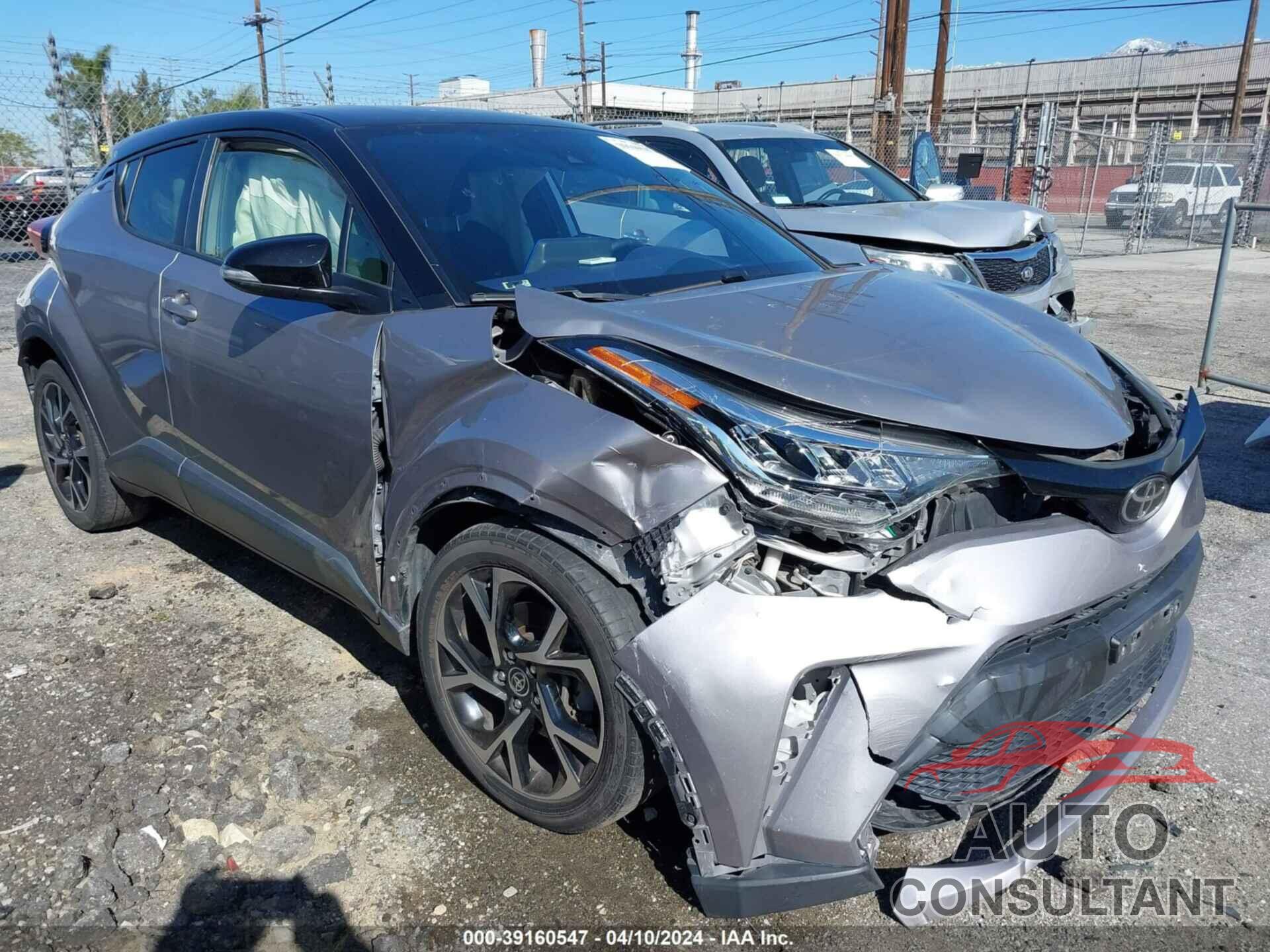 TOYOTA C-HR 2020 - JTNKHMBX4L1094011