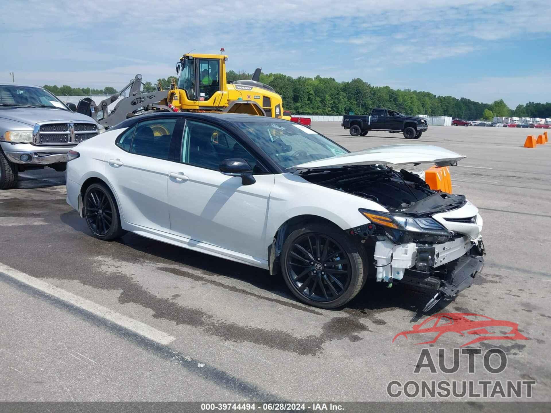 TOYOTA CAMRY 2023 - 4T1KZ1AKXPU084461
