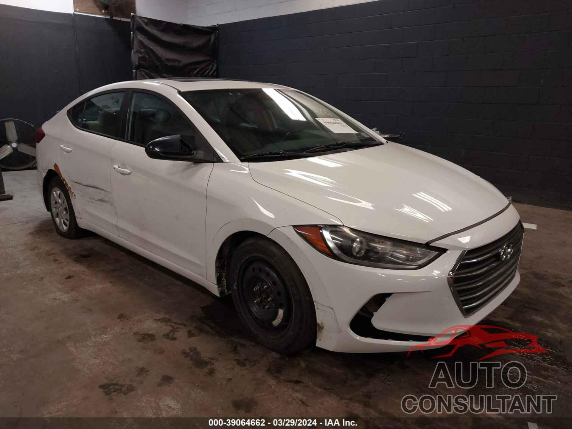 HYUNDAI ELANTRA 2018 - 5NPD84LF5JH398263