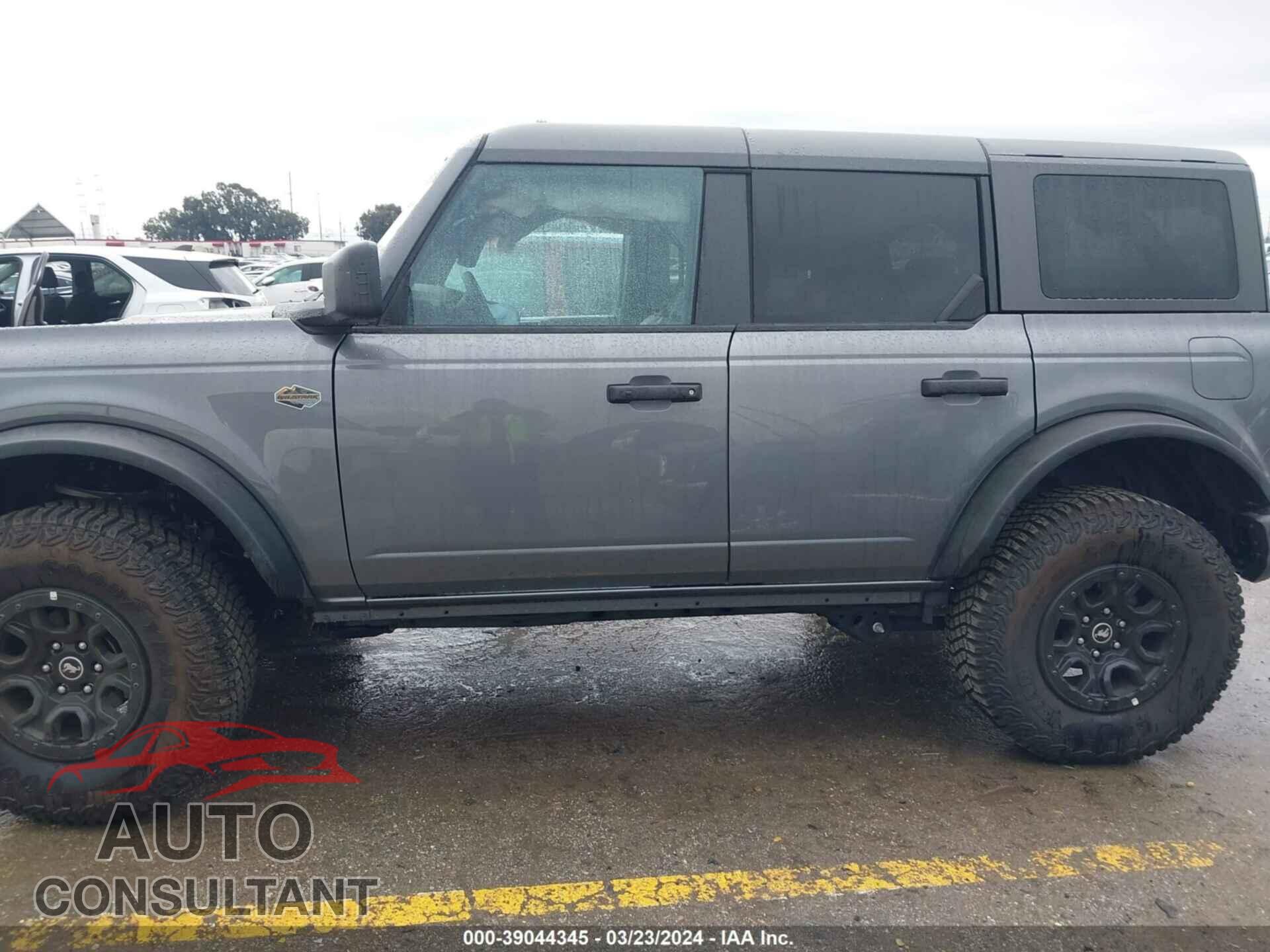 FORD BRONCO 2023 - 1FMEE5DP8PLB65861