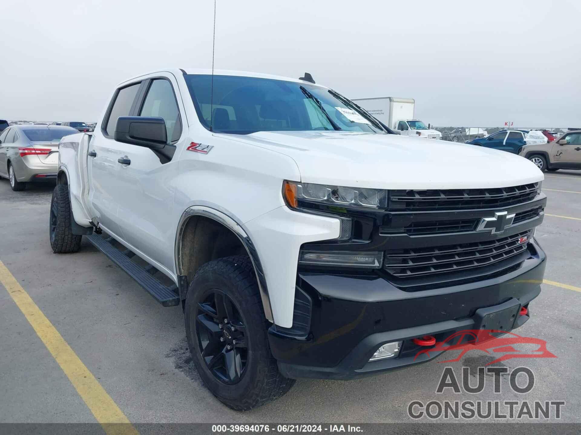 CHEVROLET SILVERADO 1500 2020 - 1GCPYFED5LZ275899