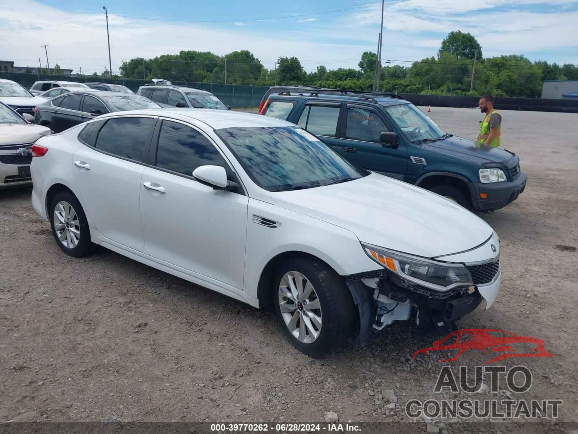 KIA OPTIMA 2017 - 5XXGT4L3XHG131367