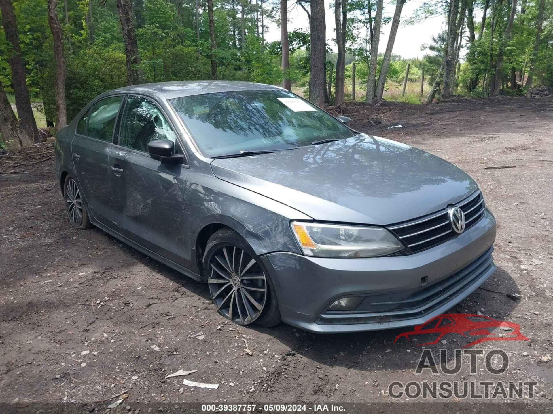 VOLKSWAGEN JETTA 2016 - 3VWD17AJ9GM218330