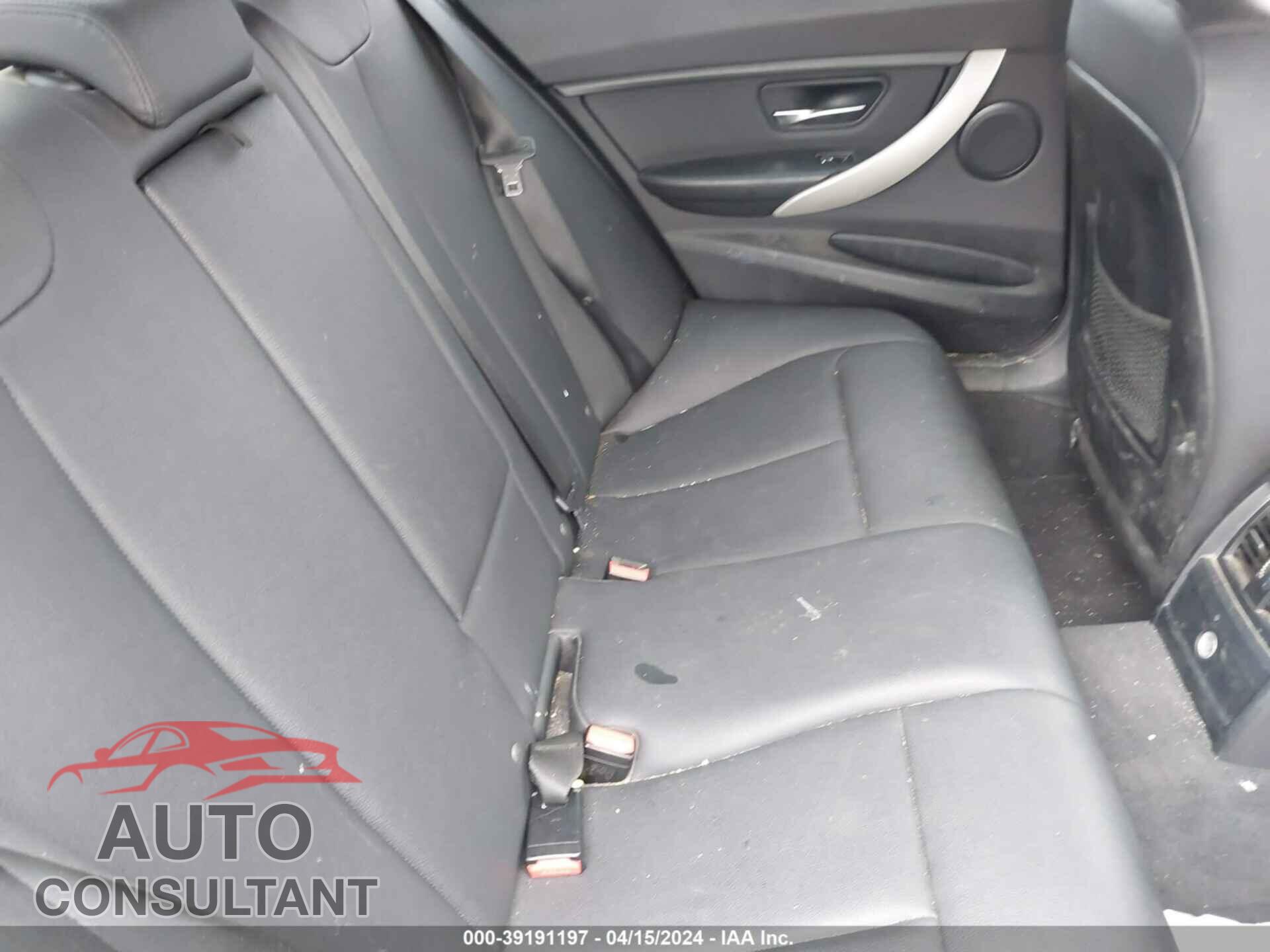 BMW 320 2016 - WBA8E1G59GNU10706