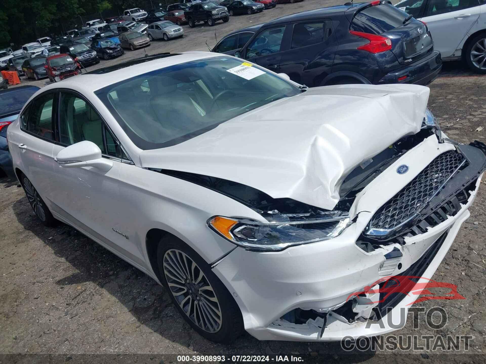FORD FUSION HYBRID 2018 - 3FA6P0RU8JR145323