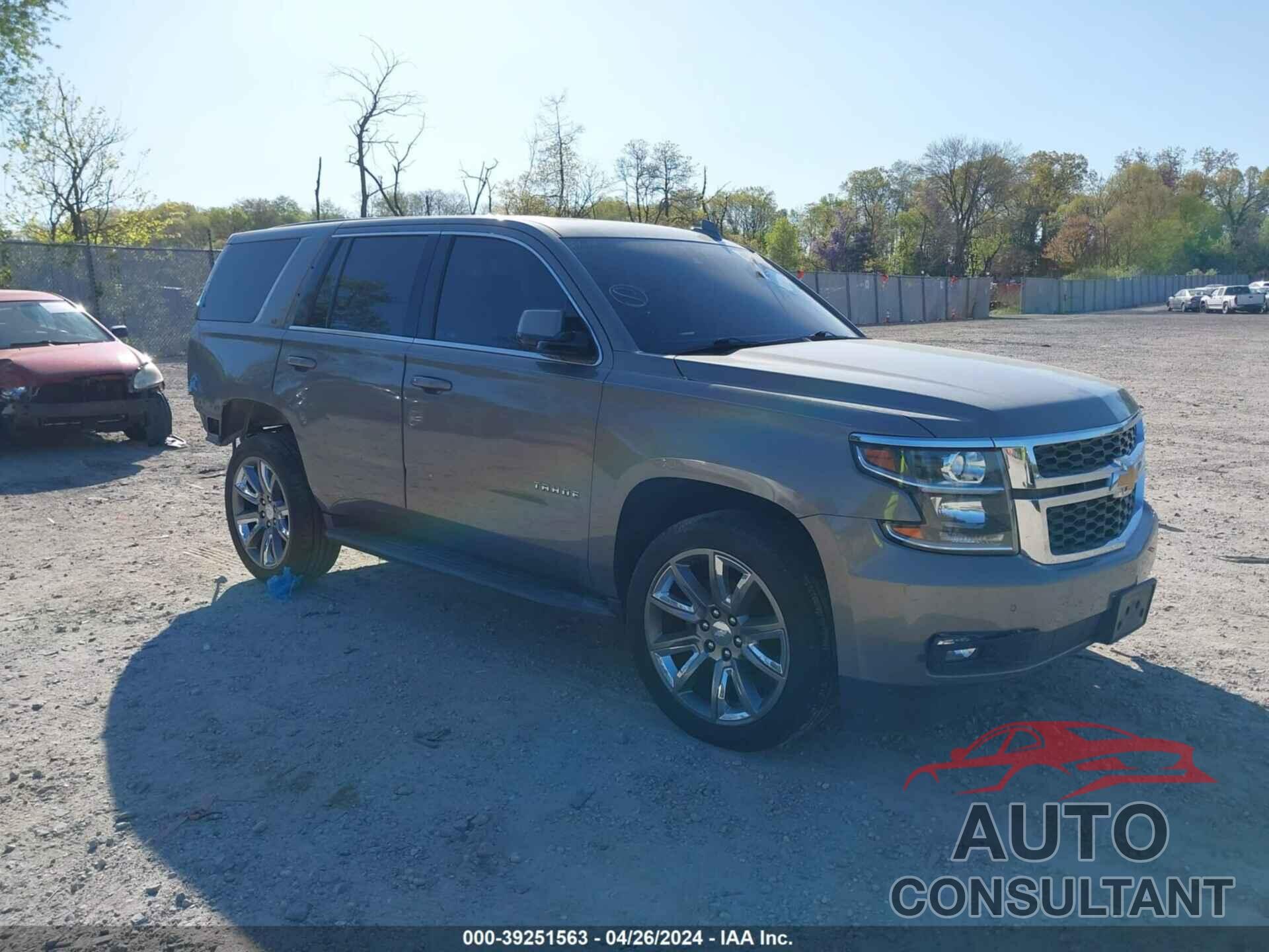 CHEVROLET TAHOE 2017 - 1GNSKBKC9HR127513