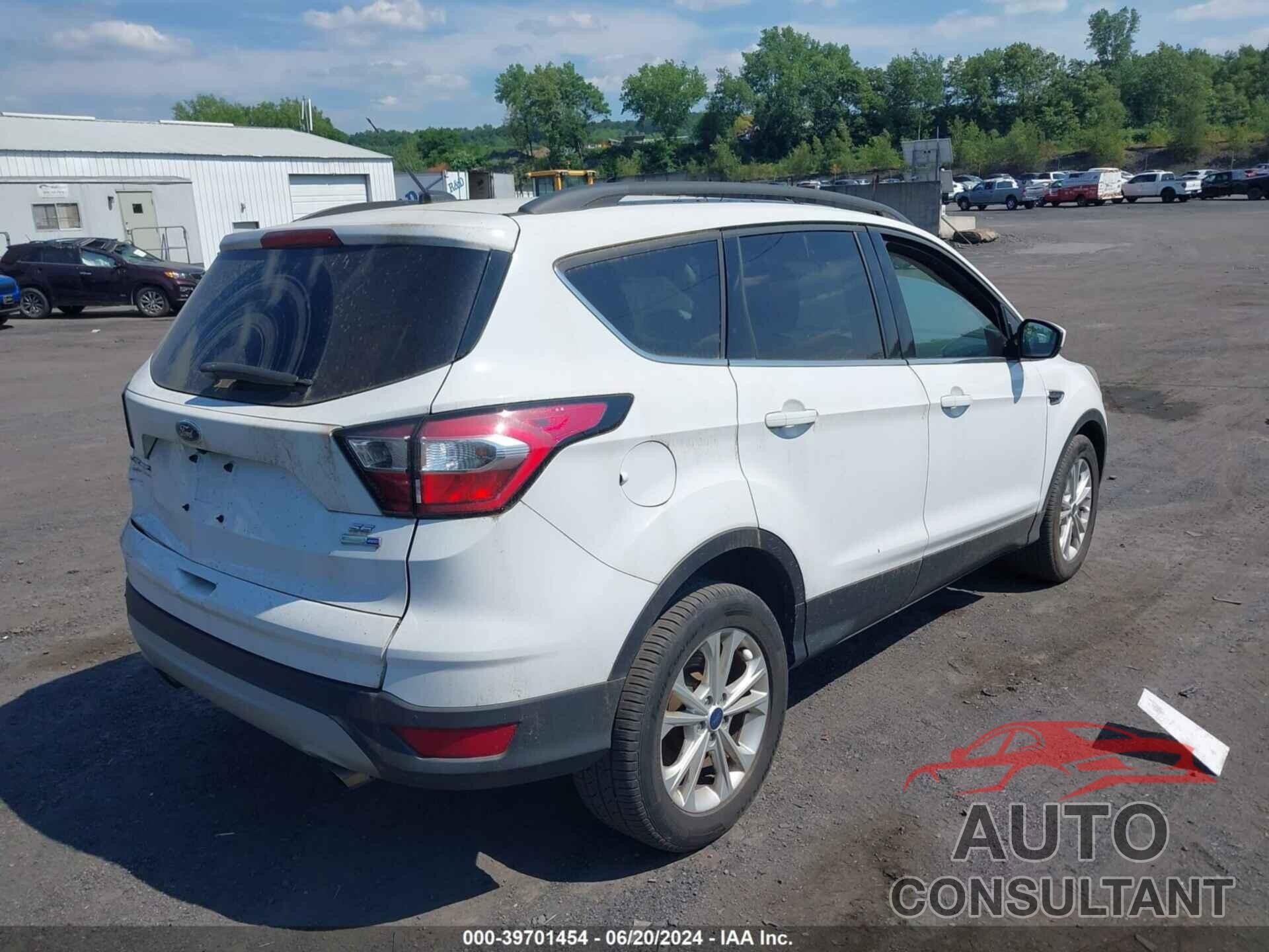 FORD ESCAPE 2017 - 1FMCU9GDXHUD02216