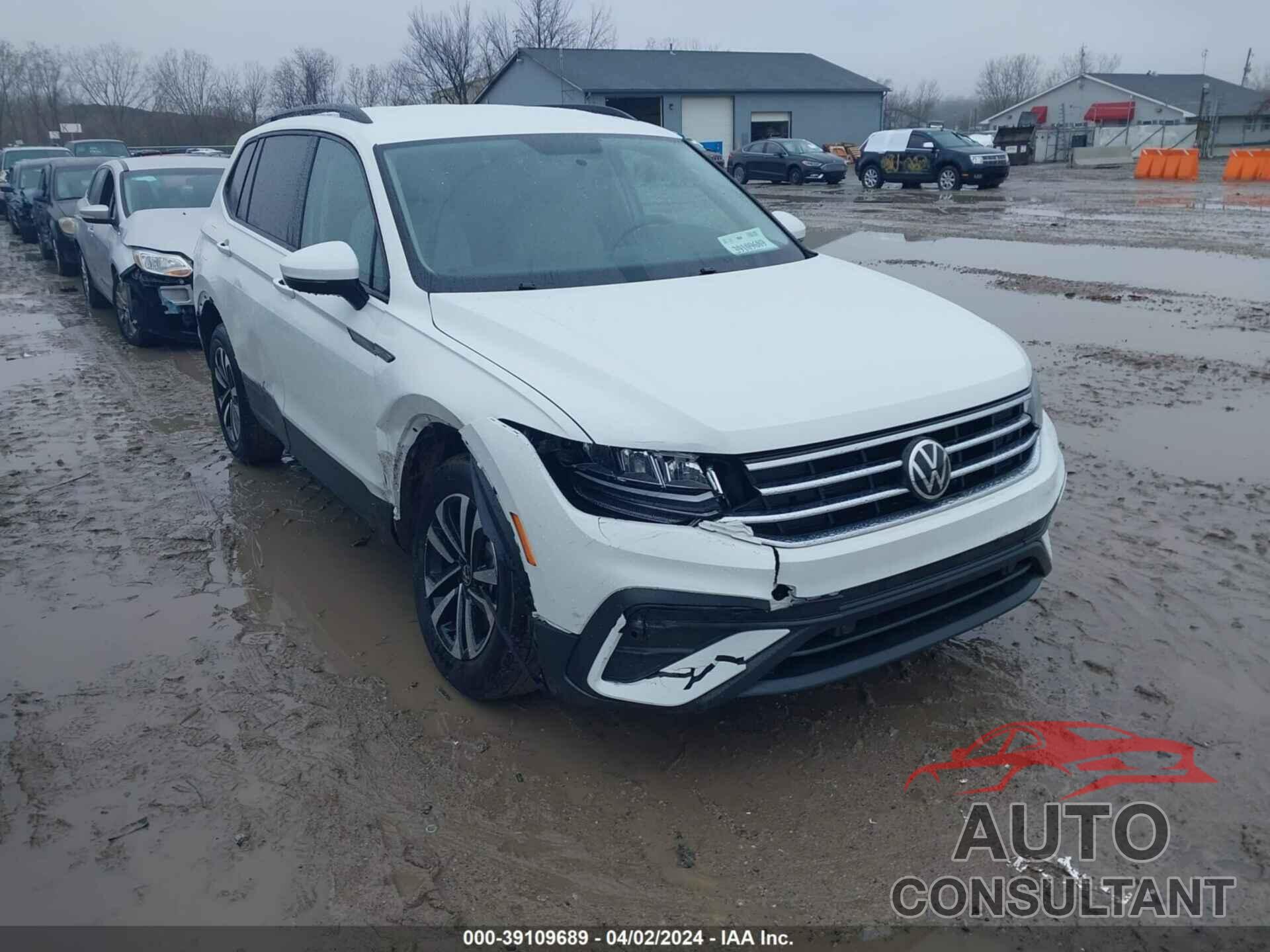 VOLKSWAGEN TIGUAN 2022 - 3VV0B7AX4NM132067