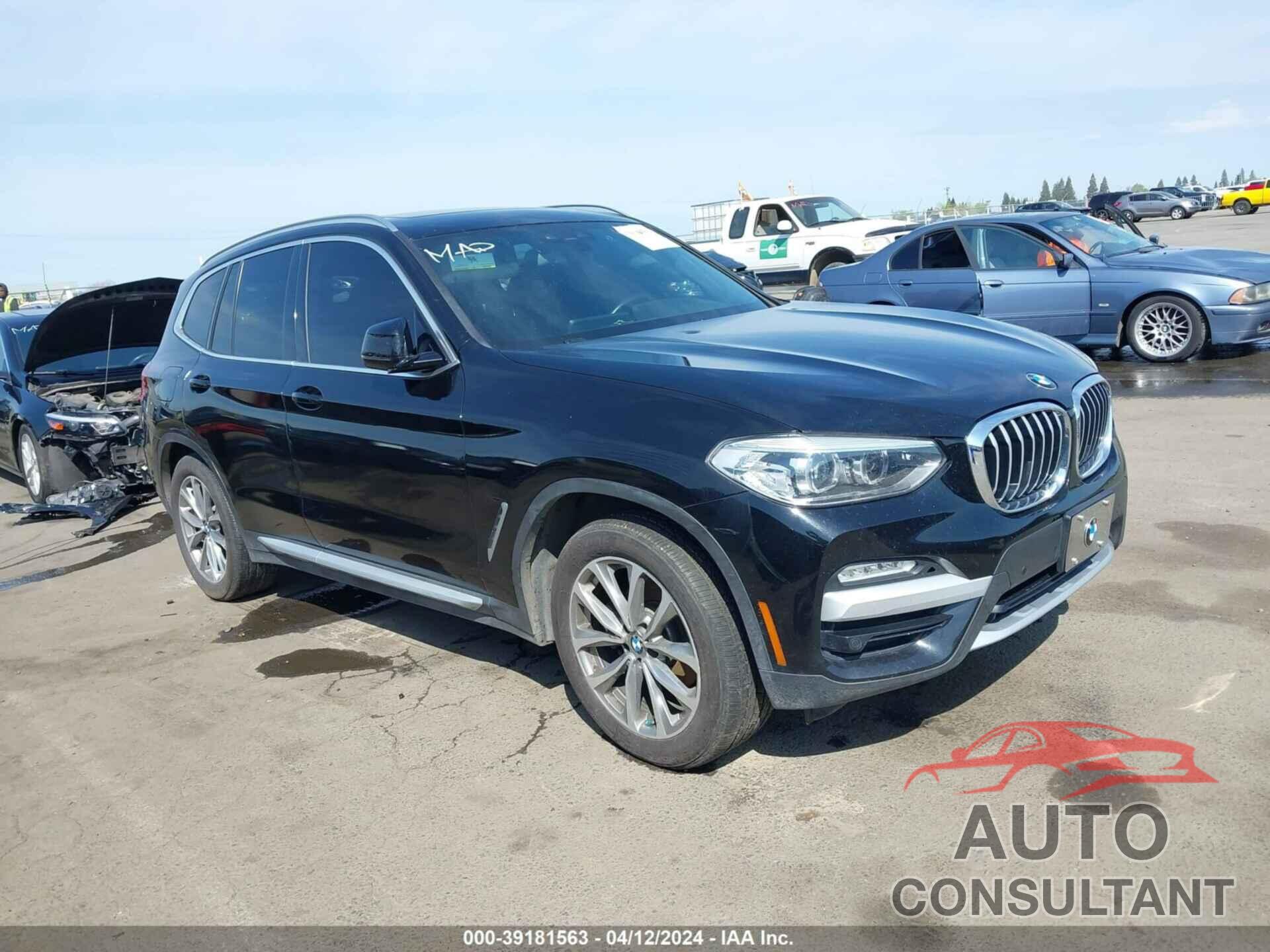 BMW X3 2019 - 5UXTR7C57KLE94055