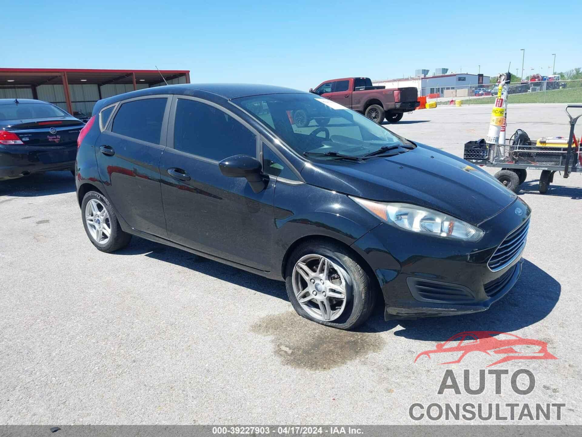 FORD FIESTA 2018 - 3FADP4EJ6JM106205