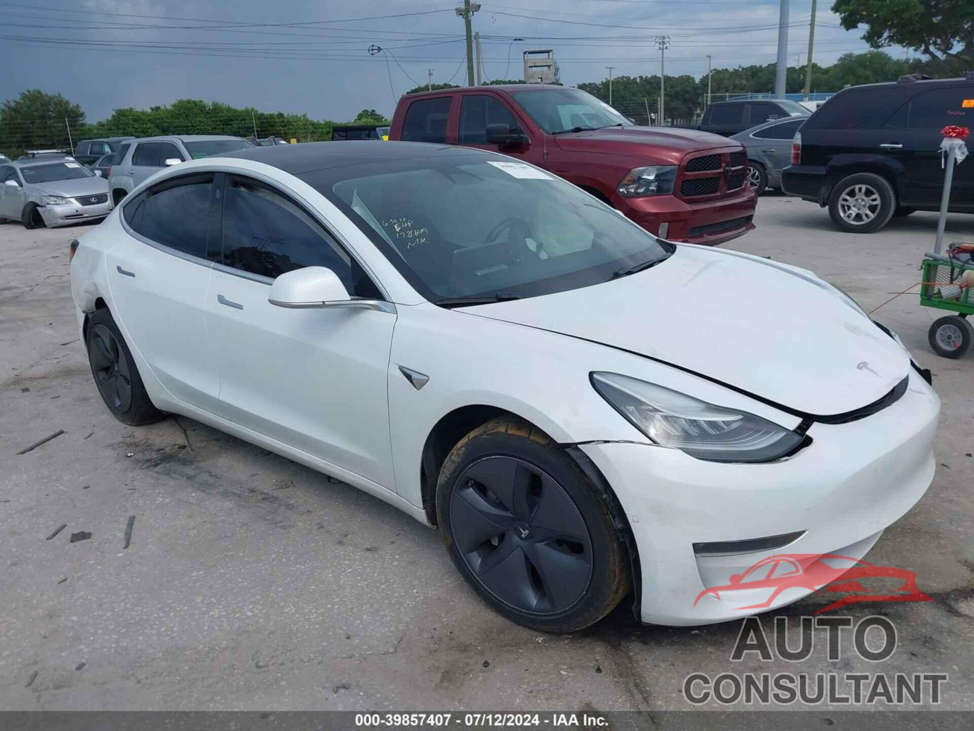 TESLA MODEL 3 2019 - 5YJ3E1EB6KF359548