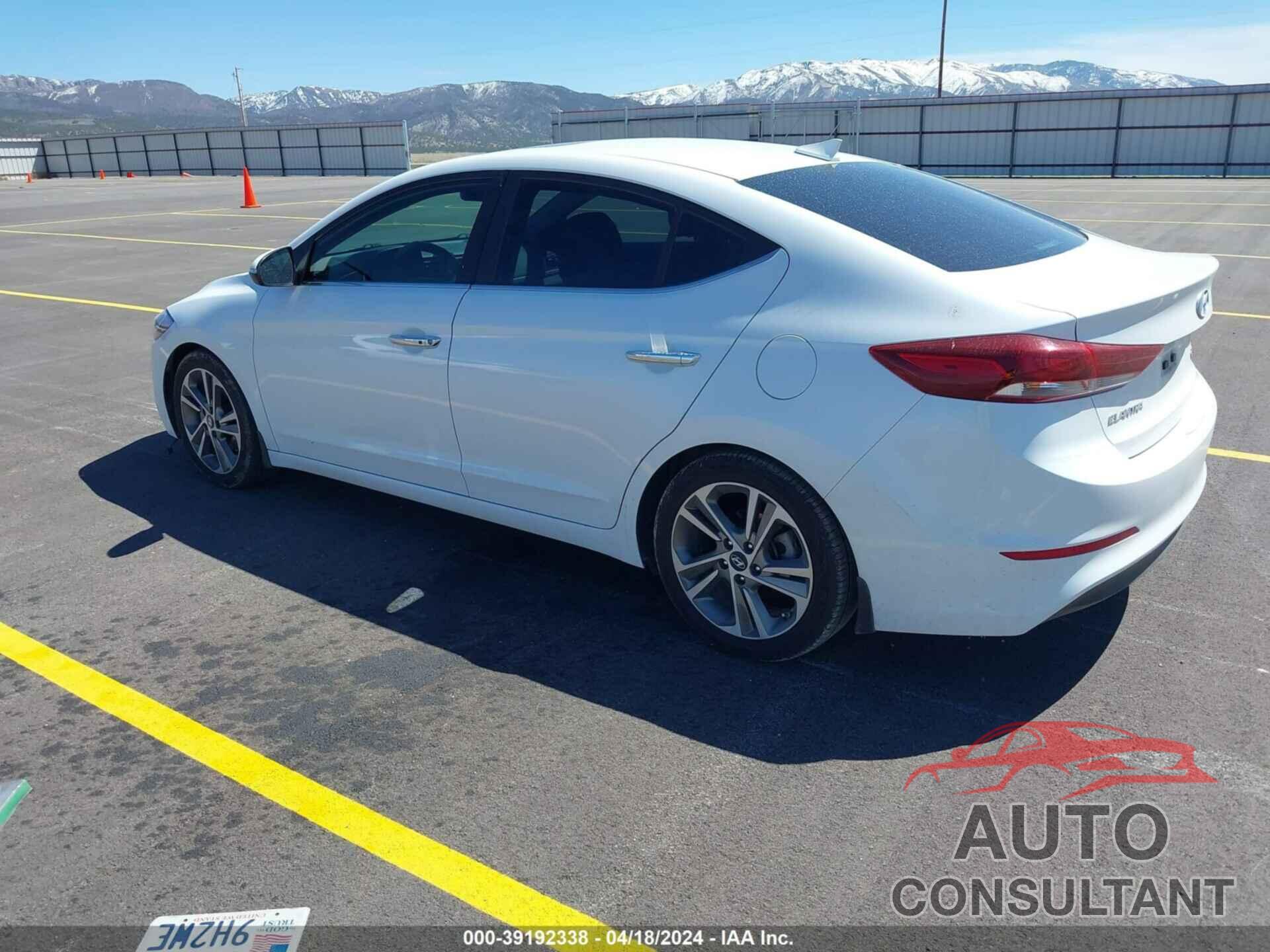 HYUNDAI ELANTRA 2017 - 5NPD84LF2HH035073