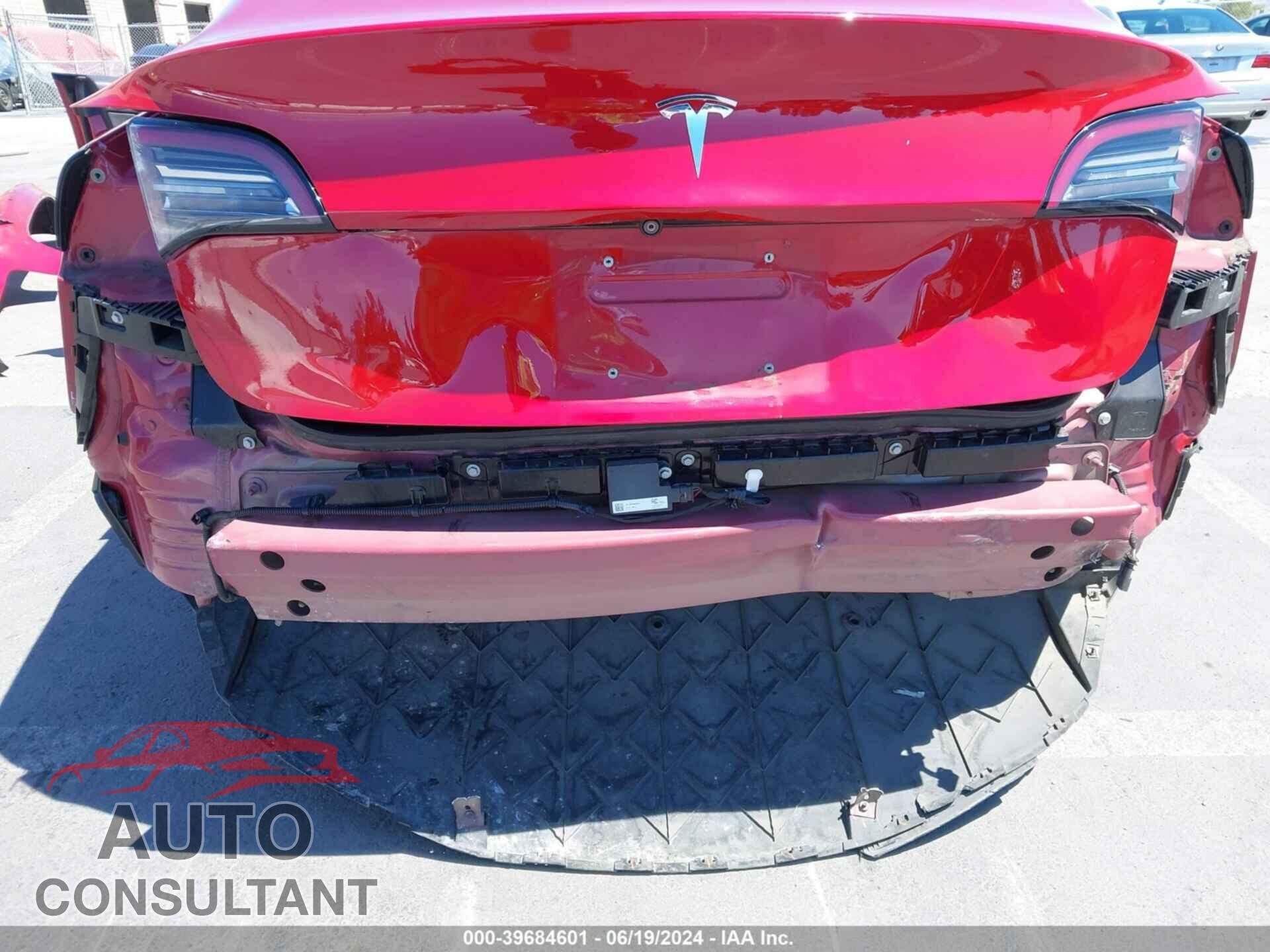 TESLA MODEL 3 2018 - 5YJ3E1EA3JF045670