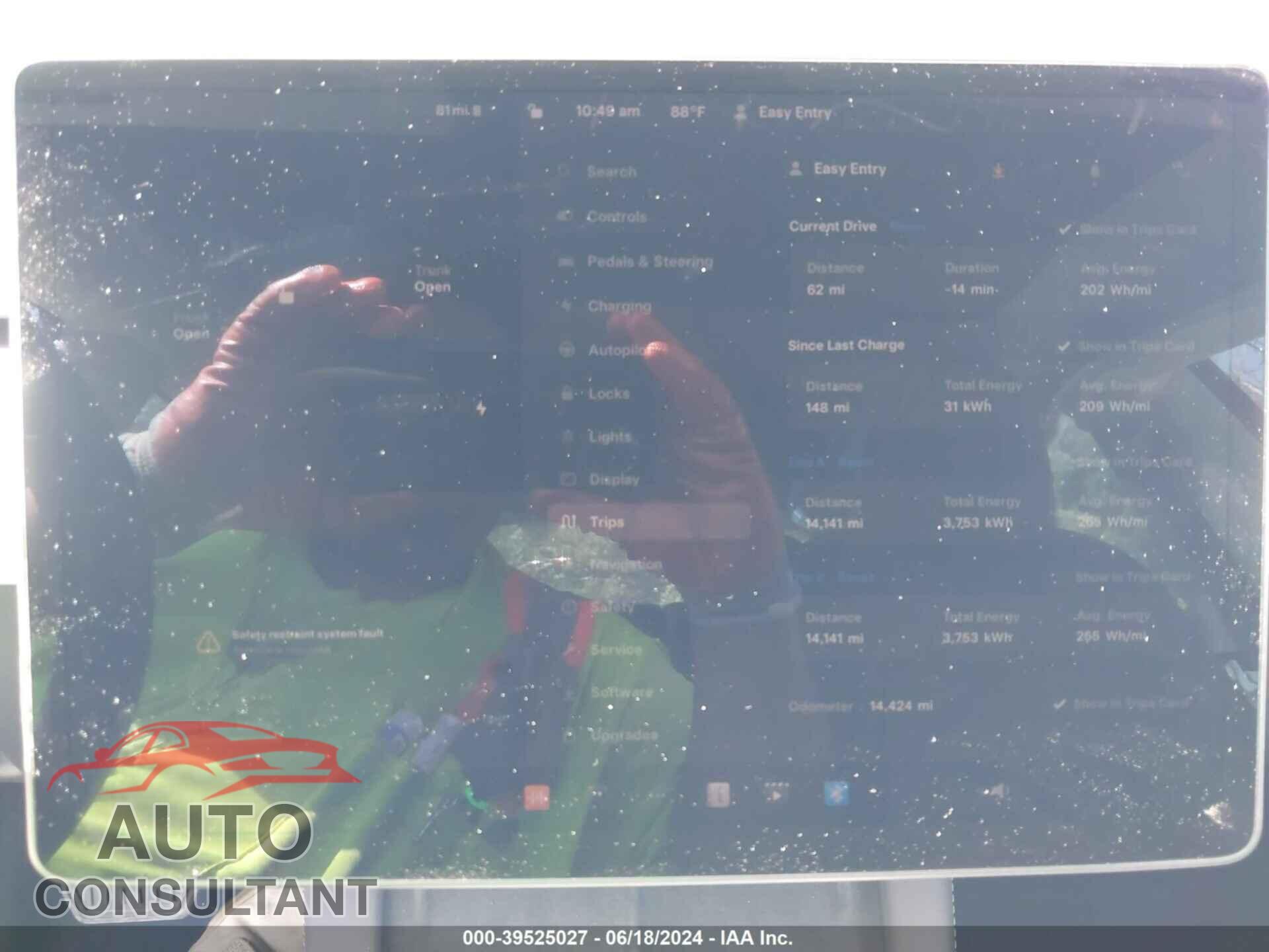 TESLA MODEL 3 2023 - 5YJ3E1EA5PF660410