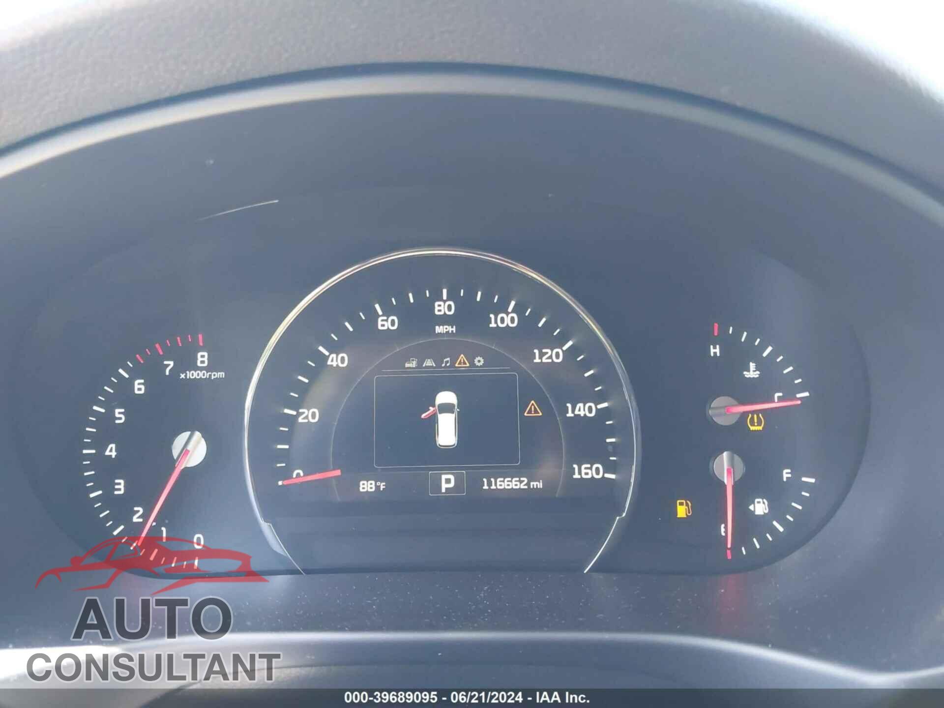 KIA SORENTO 2017 - 5XYPHDA59HG327558