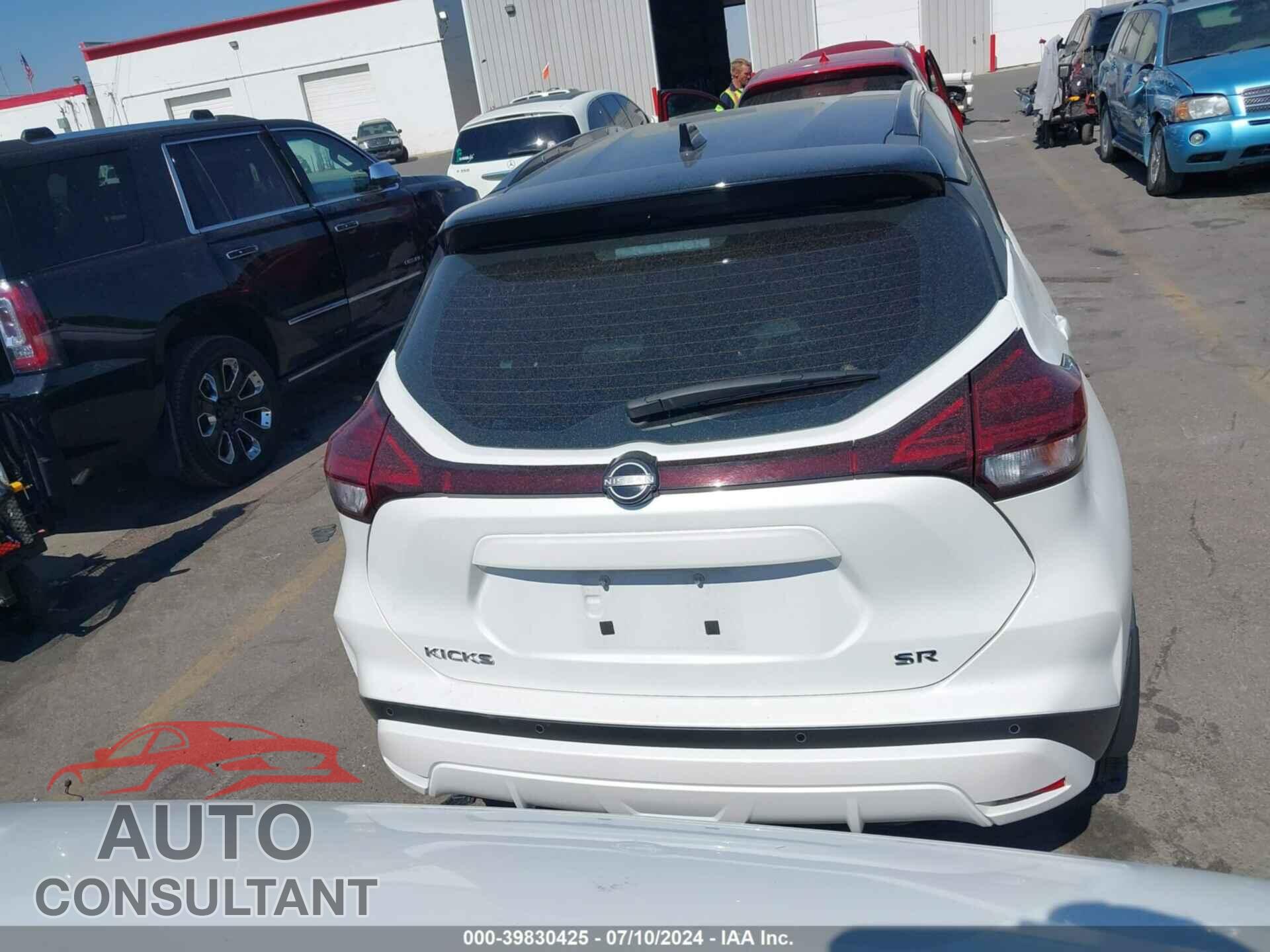 NISSAN KICKS 2023 - 3N1CP5DV8PL537694