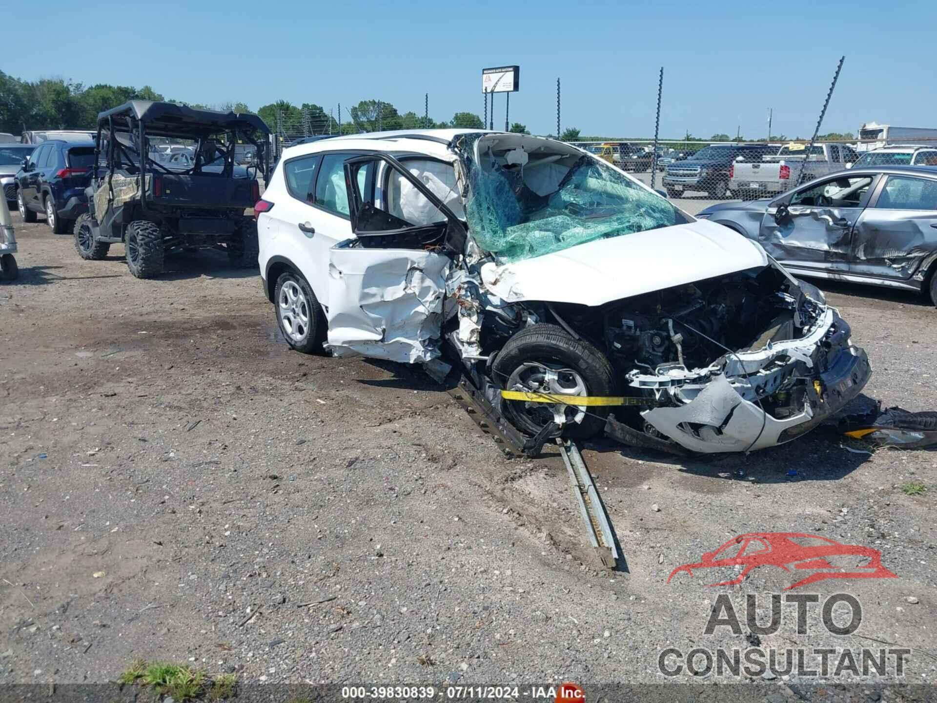 FORD ESCAPE 2019 - 1FMCU0F77KUA89479