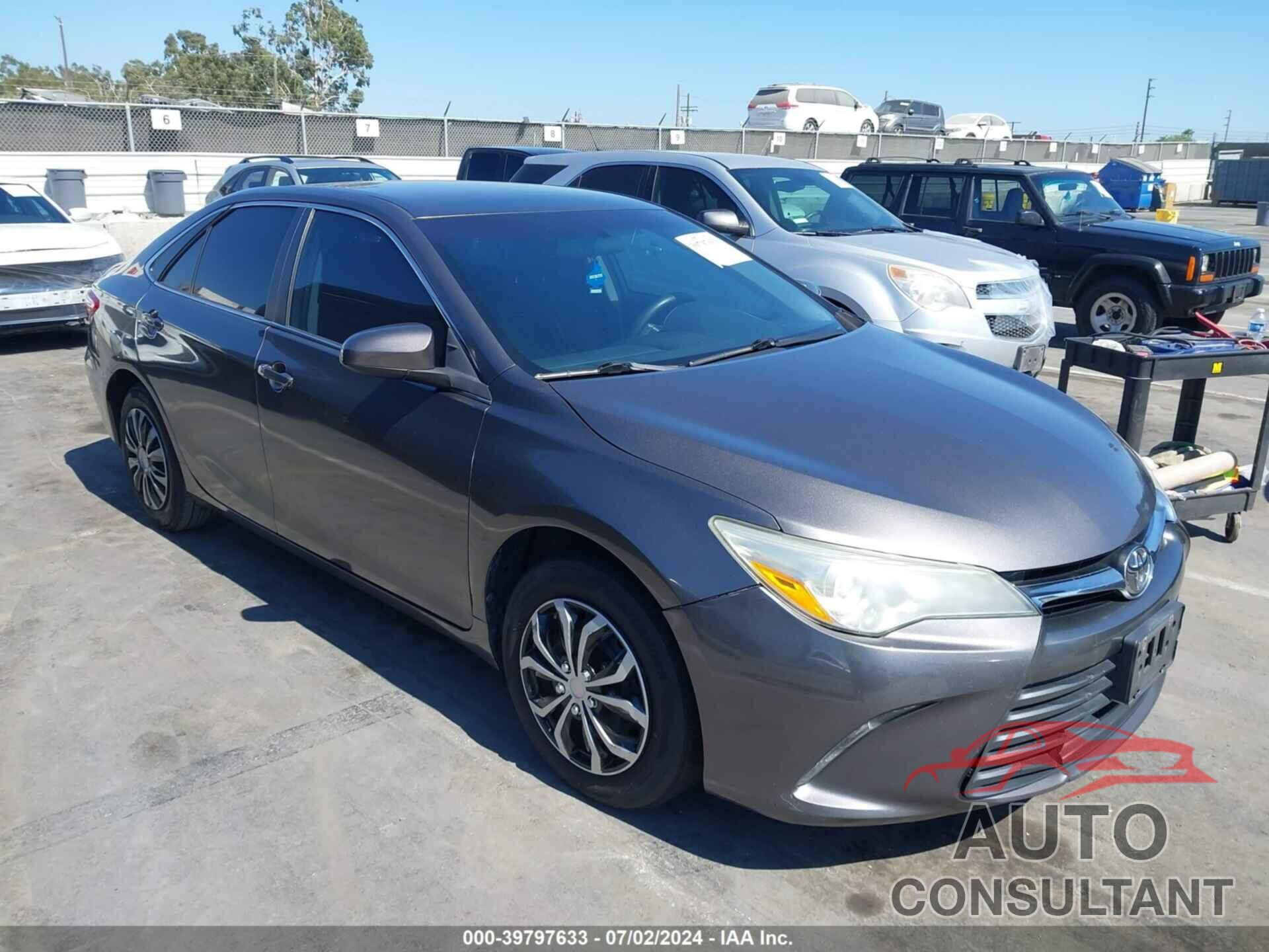 TOYOTA CAMRY 2016 - 4T1BF1FK8GU575838