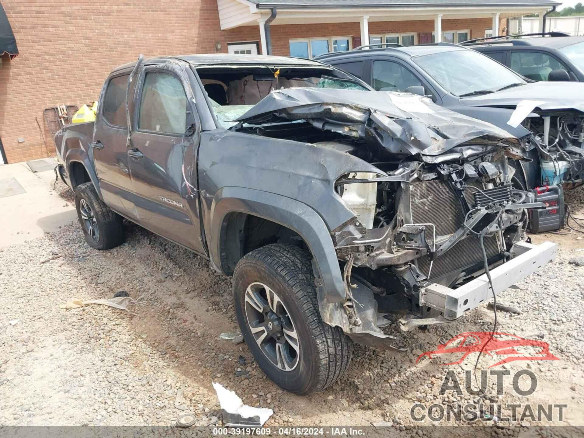 TOYOTA TACOMA 2017 - 5TFAZ5CN2HX054238