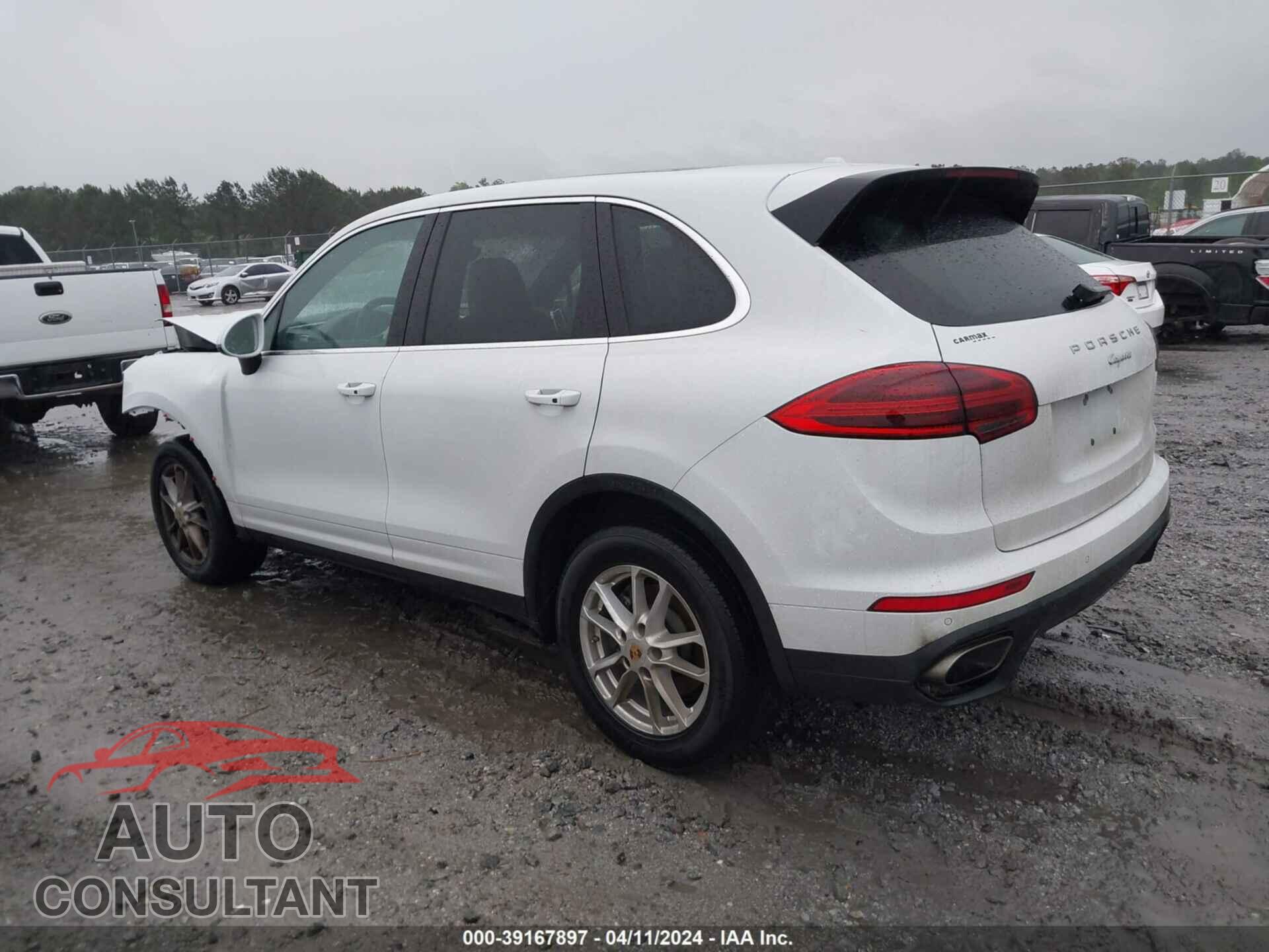PORSCHE CAYENNE 2018 - WP1AA2A21JKA01403