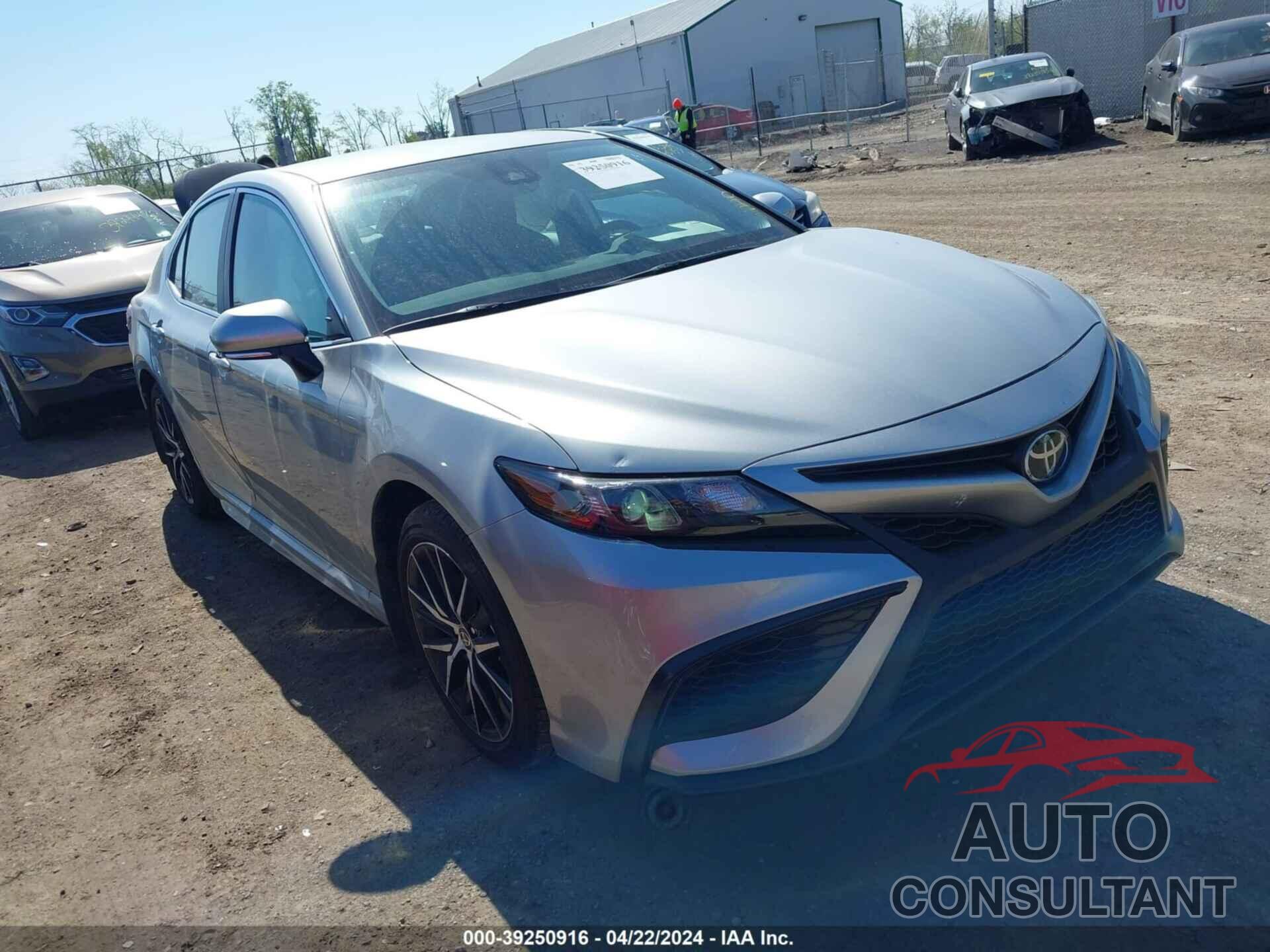 TOYOTA CAMRY 2024 - 4T1G11AK6RU231519