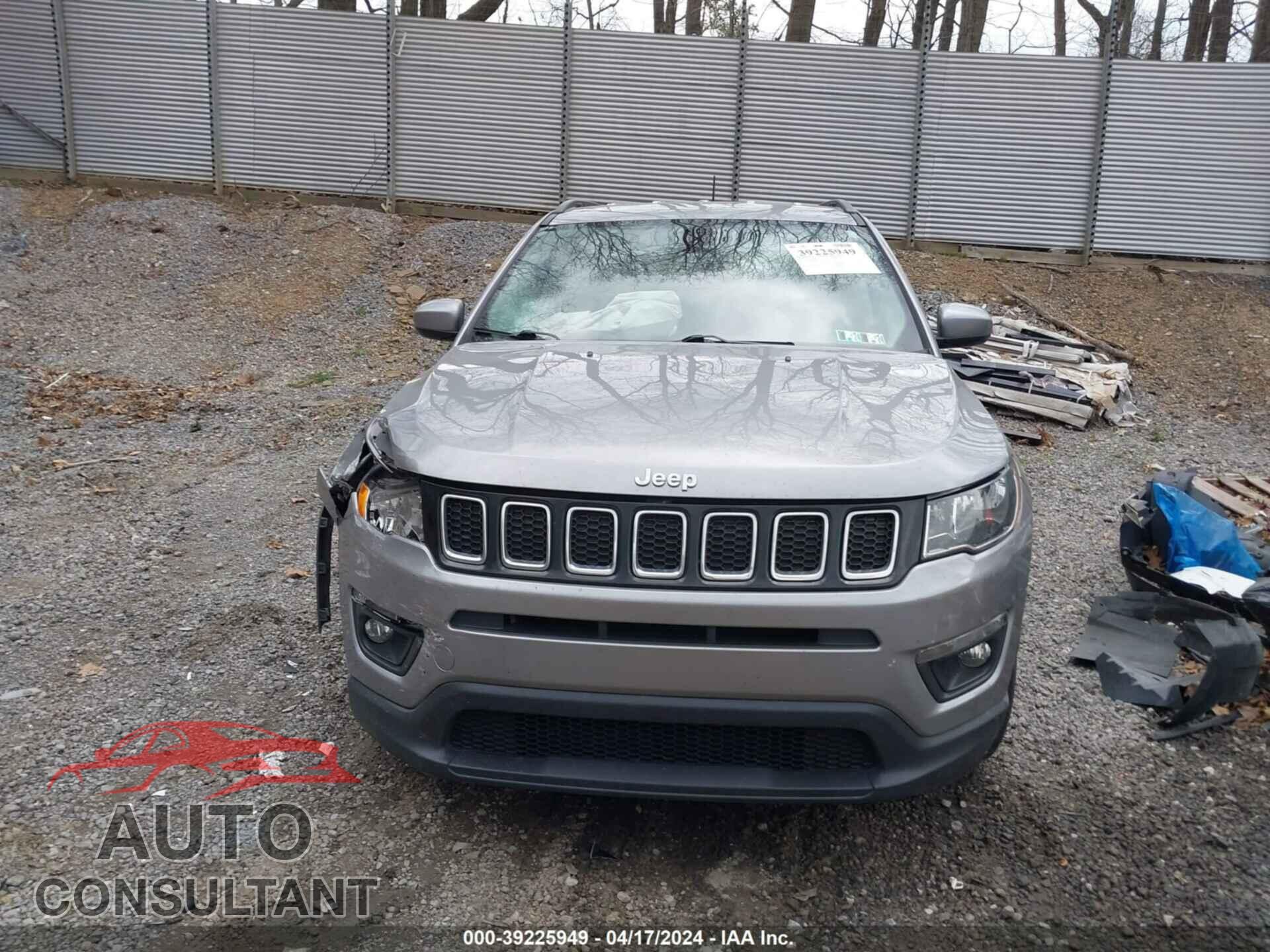JEEP COMPASS 2018 - 3C4NJDBB5JT456119