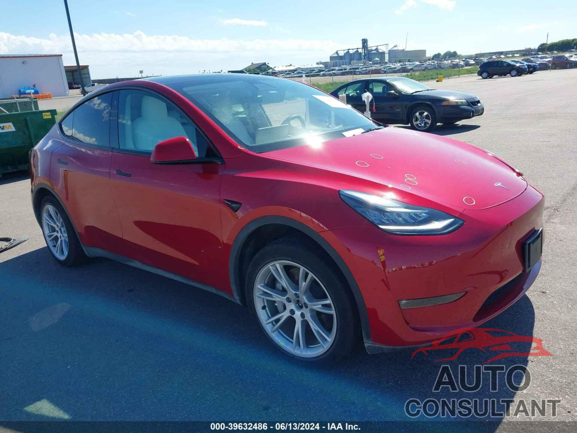 TESLA MODEL Y 2022 - 7SAYGDEE5NF390938