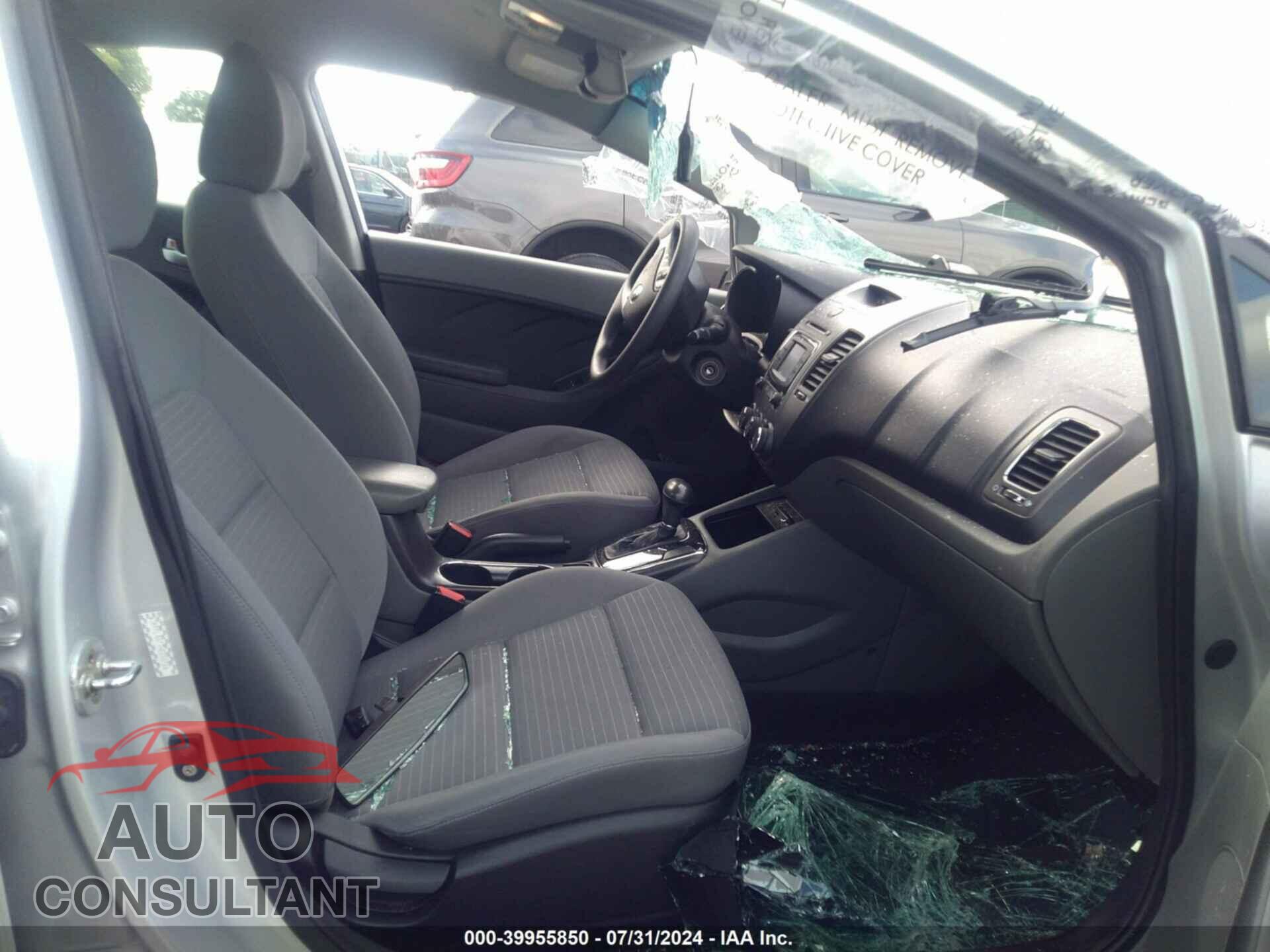 KIA FORTE 2017 - 3KPFL4A77HE010726