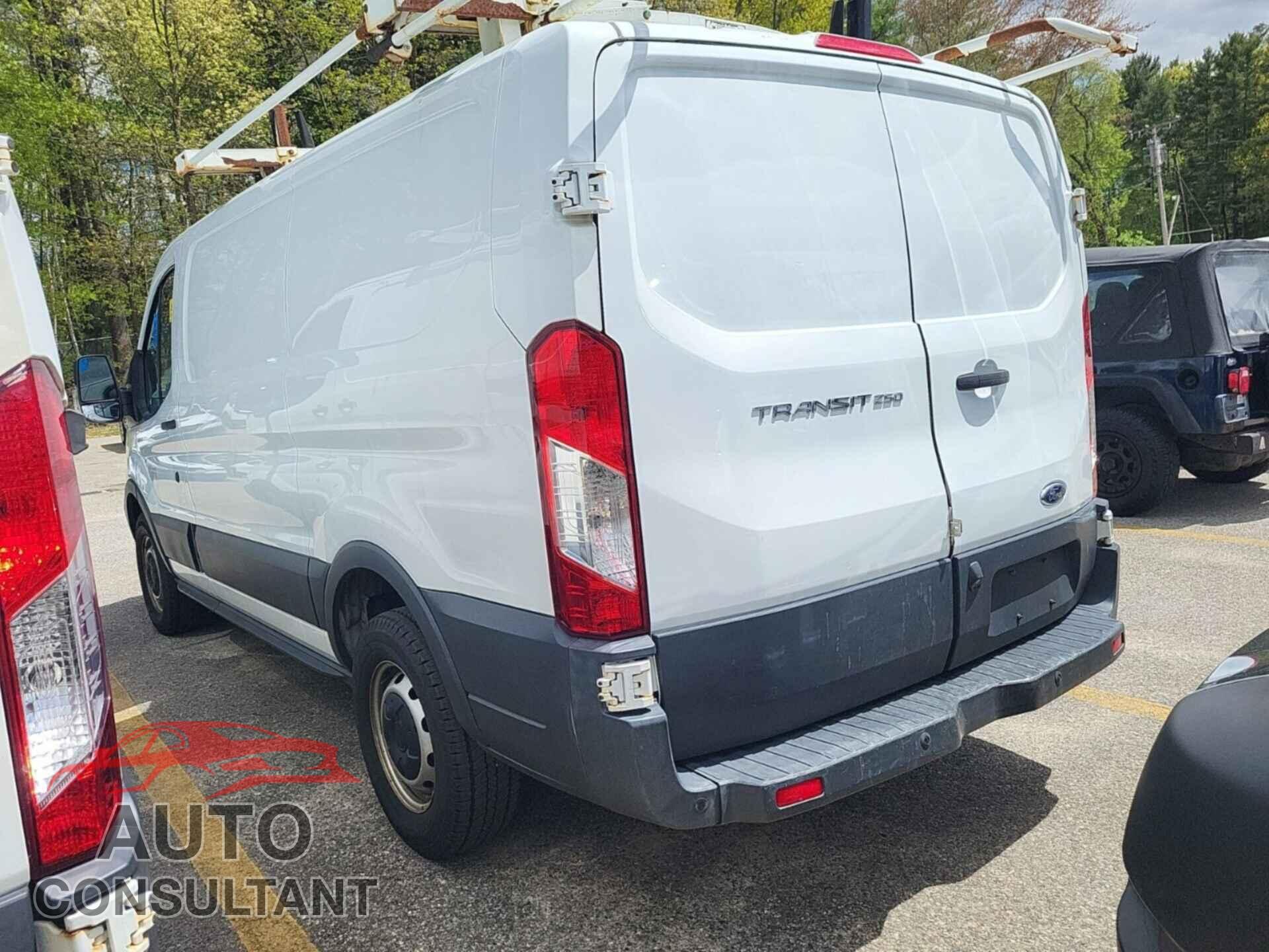 FORD TRANSIT 2017 - 1FTYR1YM8HKB33241