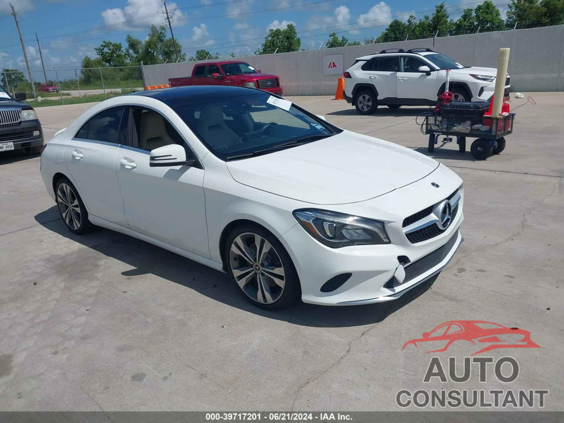 MERCEDES-BENZ CLA 250 2019 - WDDSJ4EB9KN750757