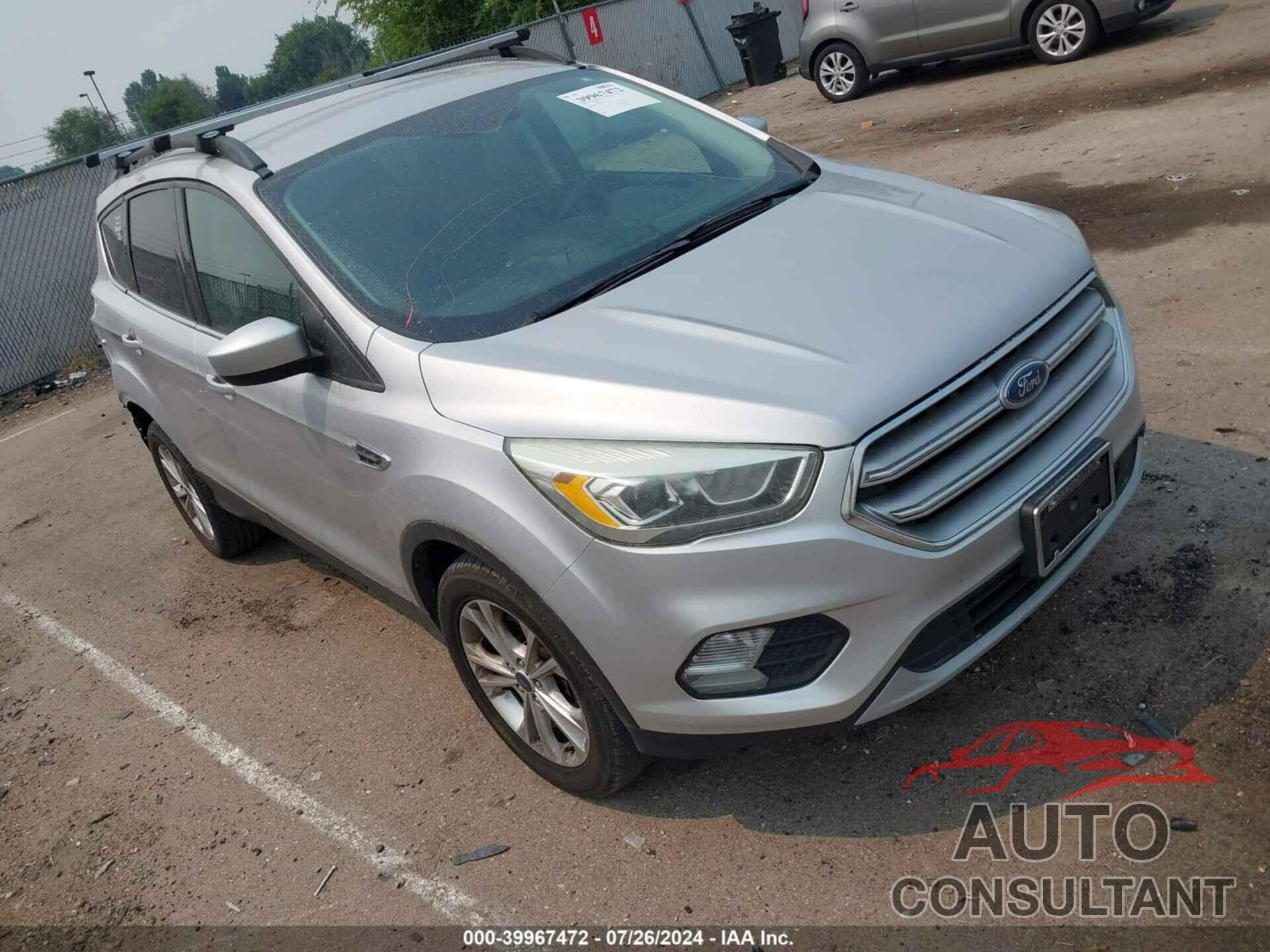 FORD ESCAPE 2017 - 1FMCU9G92HUB29528