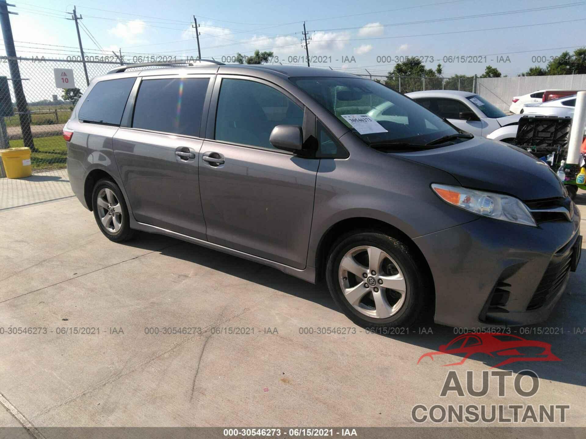 TOYOTA SIENNA 2018 - 5TDKZ3DC4JS924766