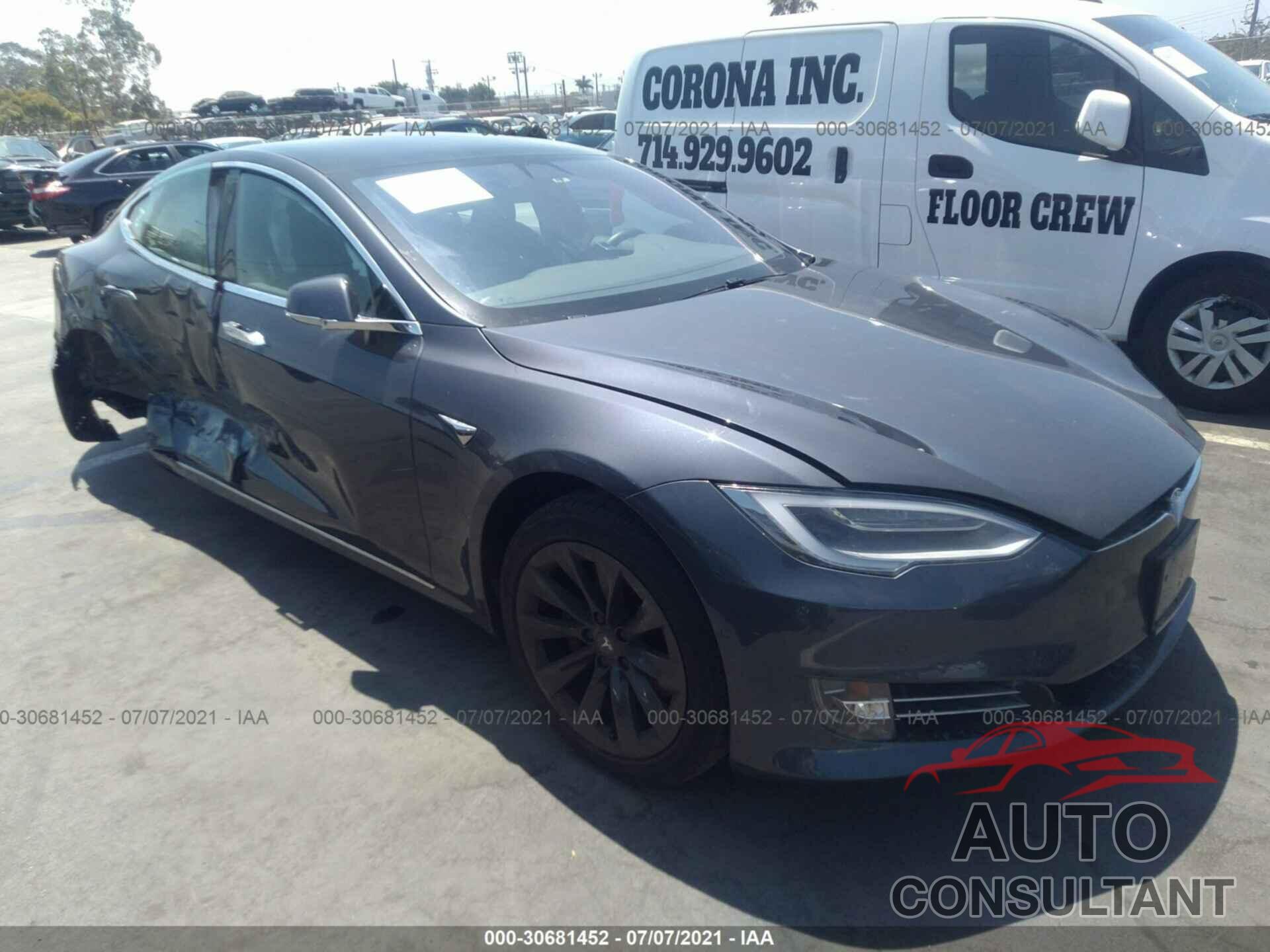 TESLA MODEL S 2020 - 5YJSA1E28LF379910