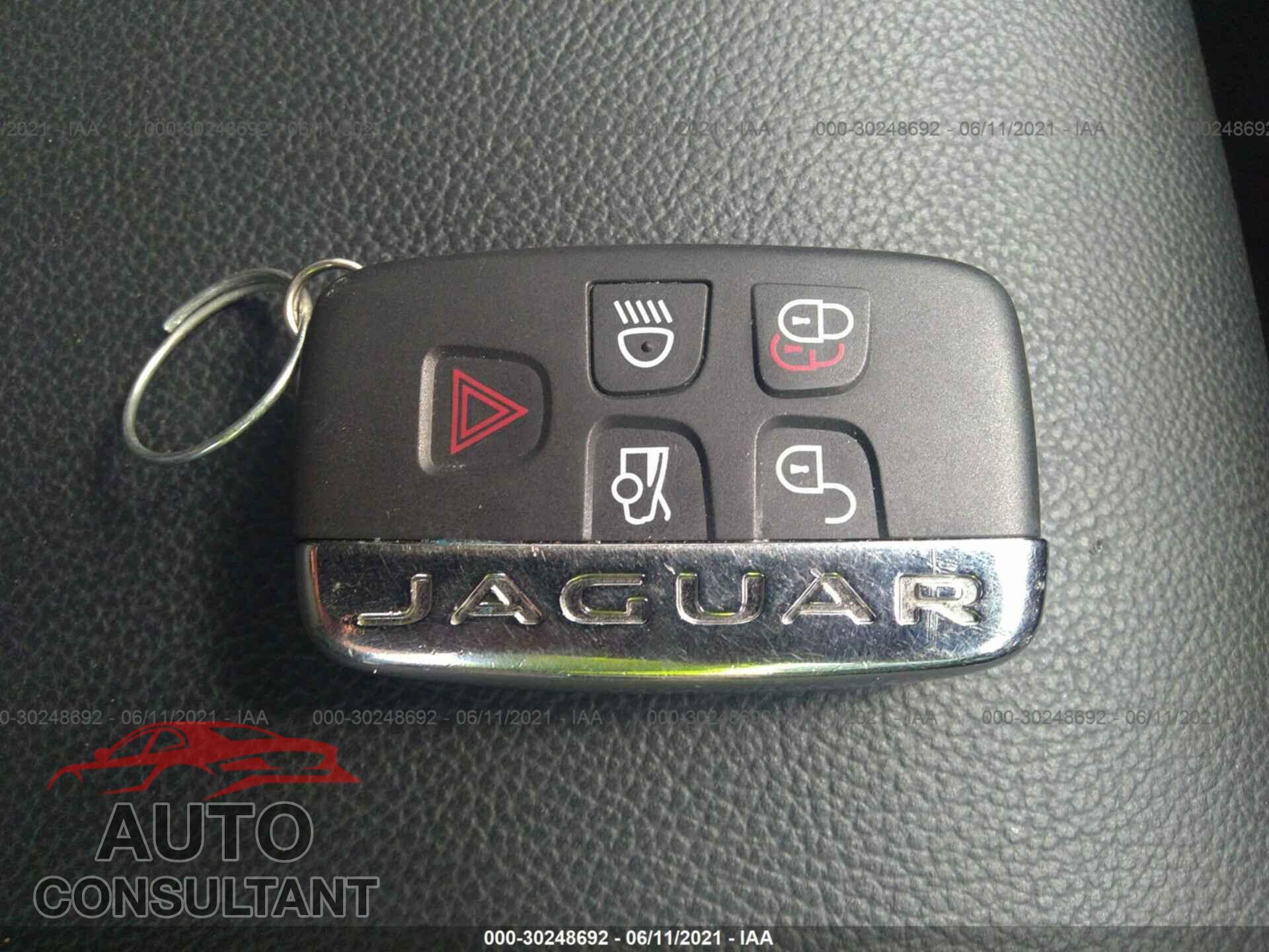 JAGUAR XE 2017 - SAJAJ4BV3HA971146