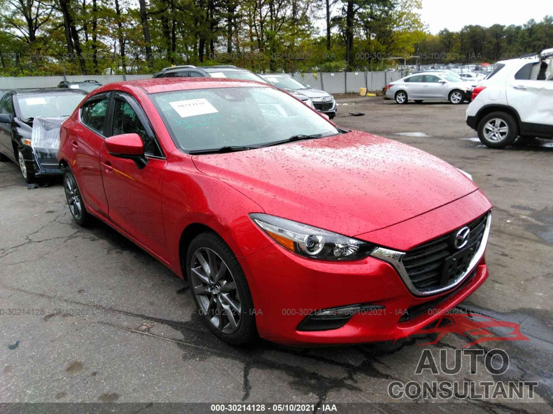 MAZDA MAZDA3 4-DOOR 2018 - 3MZBN1V3XJM209311