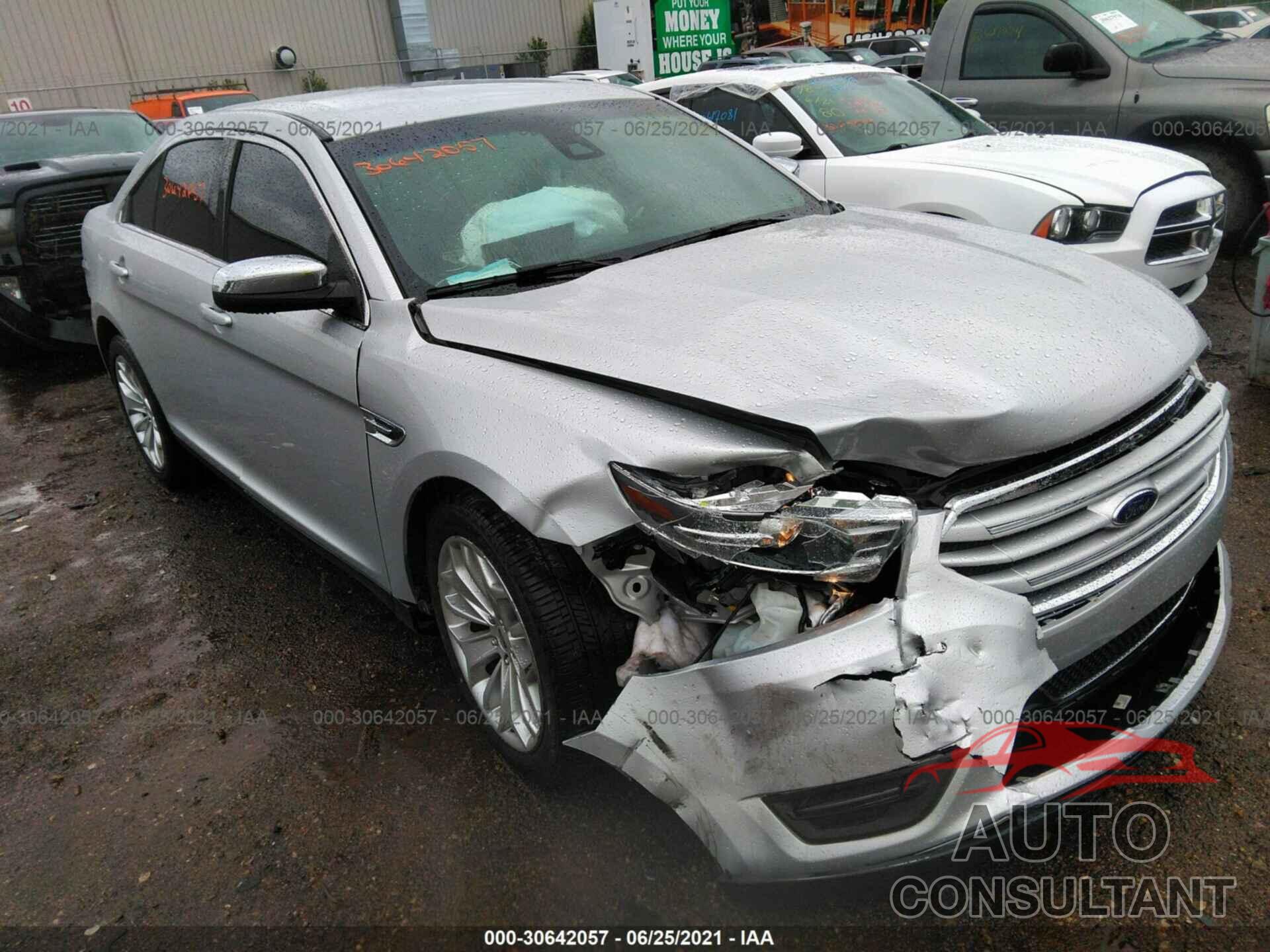 FORD TAURUS 2019 - 1FAHP2F86KG107593