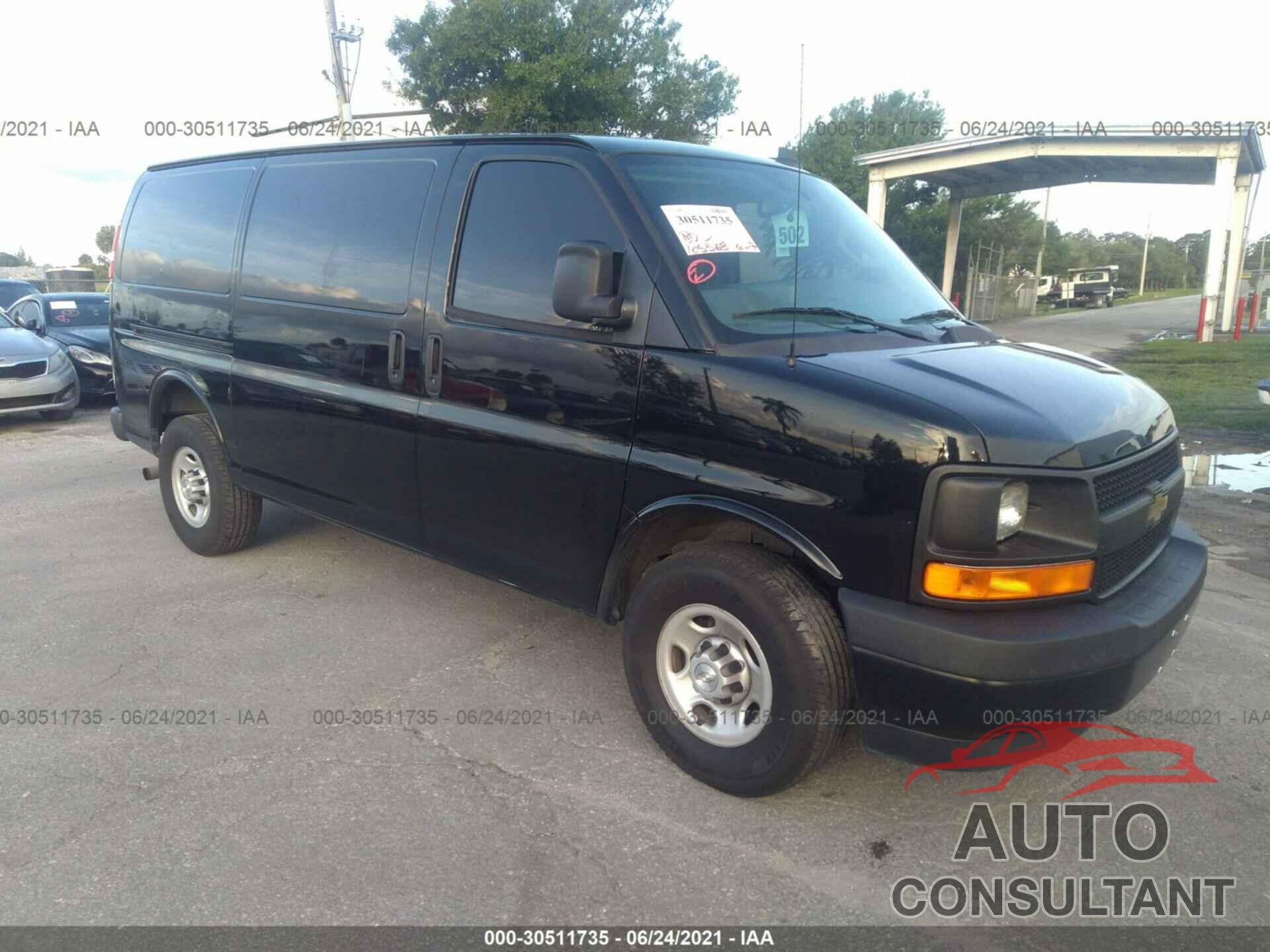 CHEVROLET EXPRESS CARGO VAN 2017 - 1GCWGAFF9H1335030