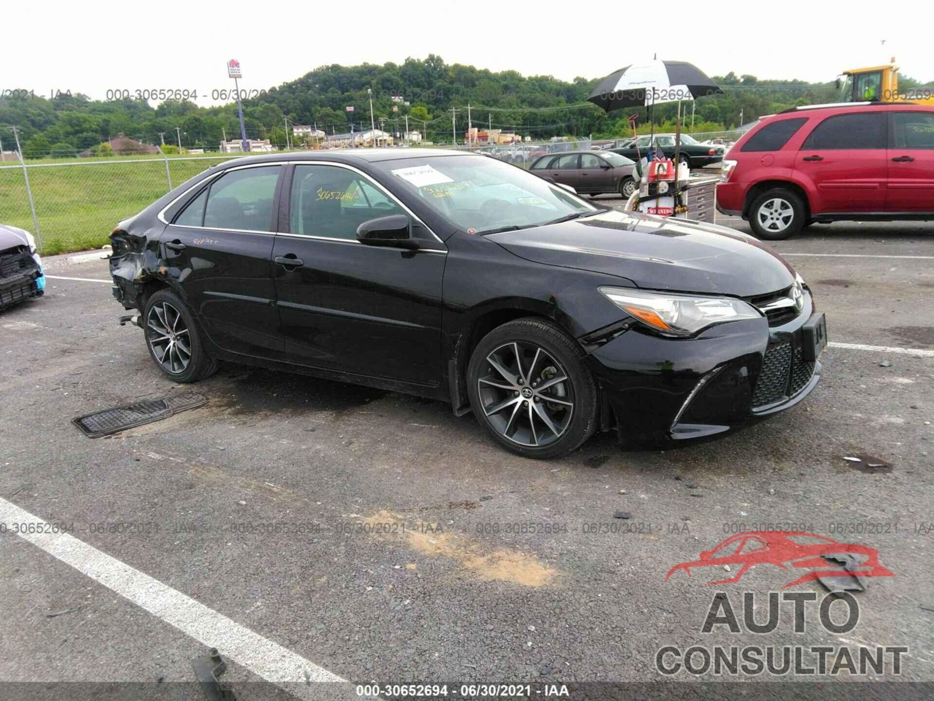 TOYOTA CAMRY 2017 - 4T1BF1FK2HU675936
