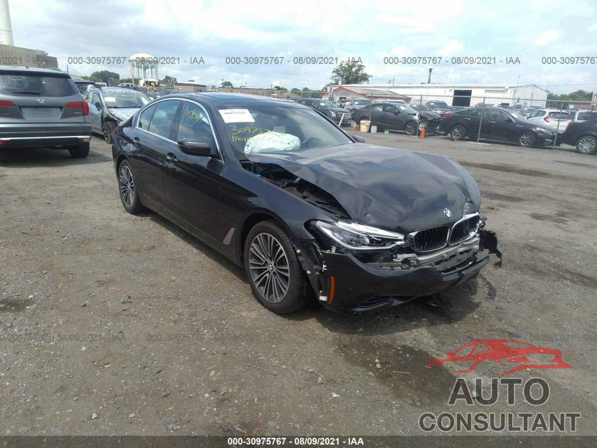 BMW 5 SERIES 2017 - WBAJA7C38HG458367