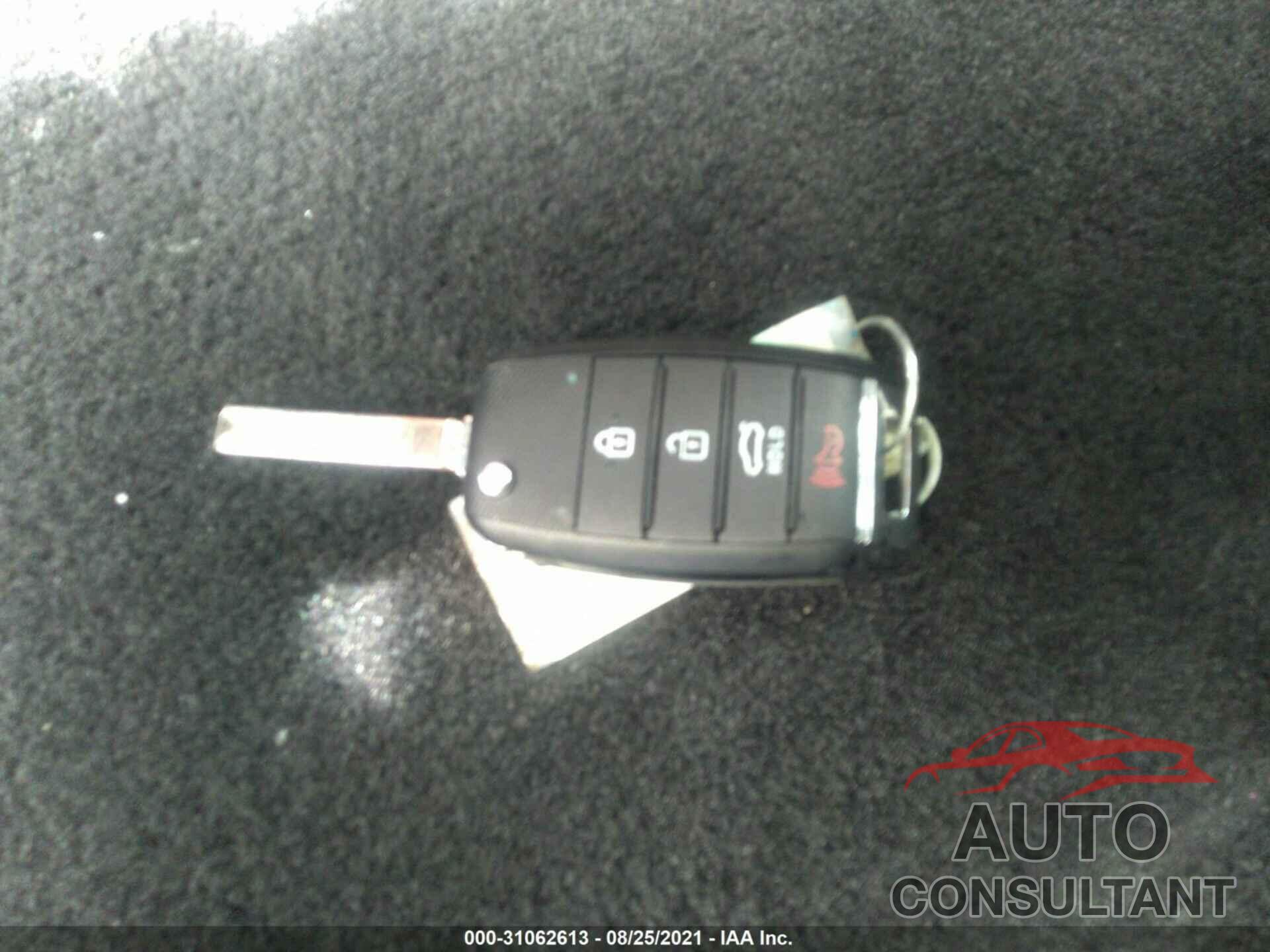 KIA OPTIMA 2019 - 5XXGT4L30KG355612