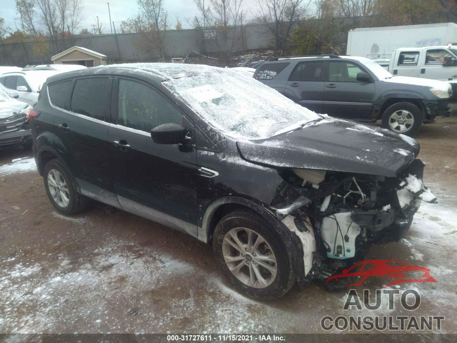 FORD ESCAPE 2019 - 1FMCU9GD0KUB51989