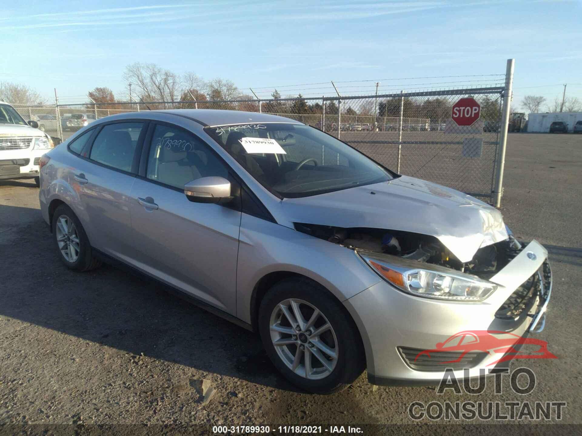 FORD FOCUS 2017 - 1FADP3F26HL202803