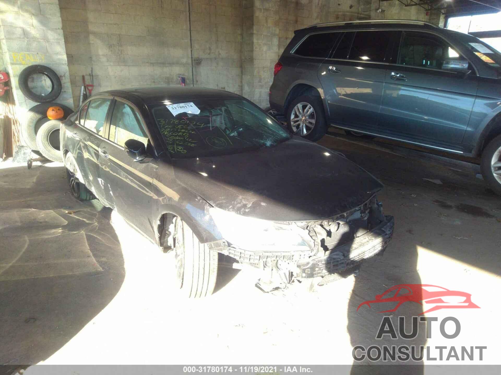HONDA ACCORD SEDAN 2017 - 1HGCR2F88HA205584