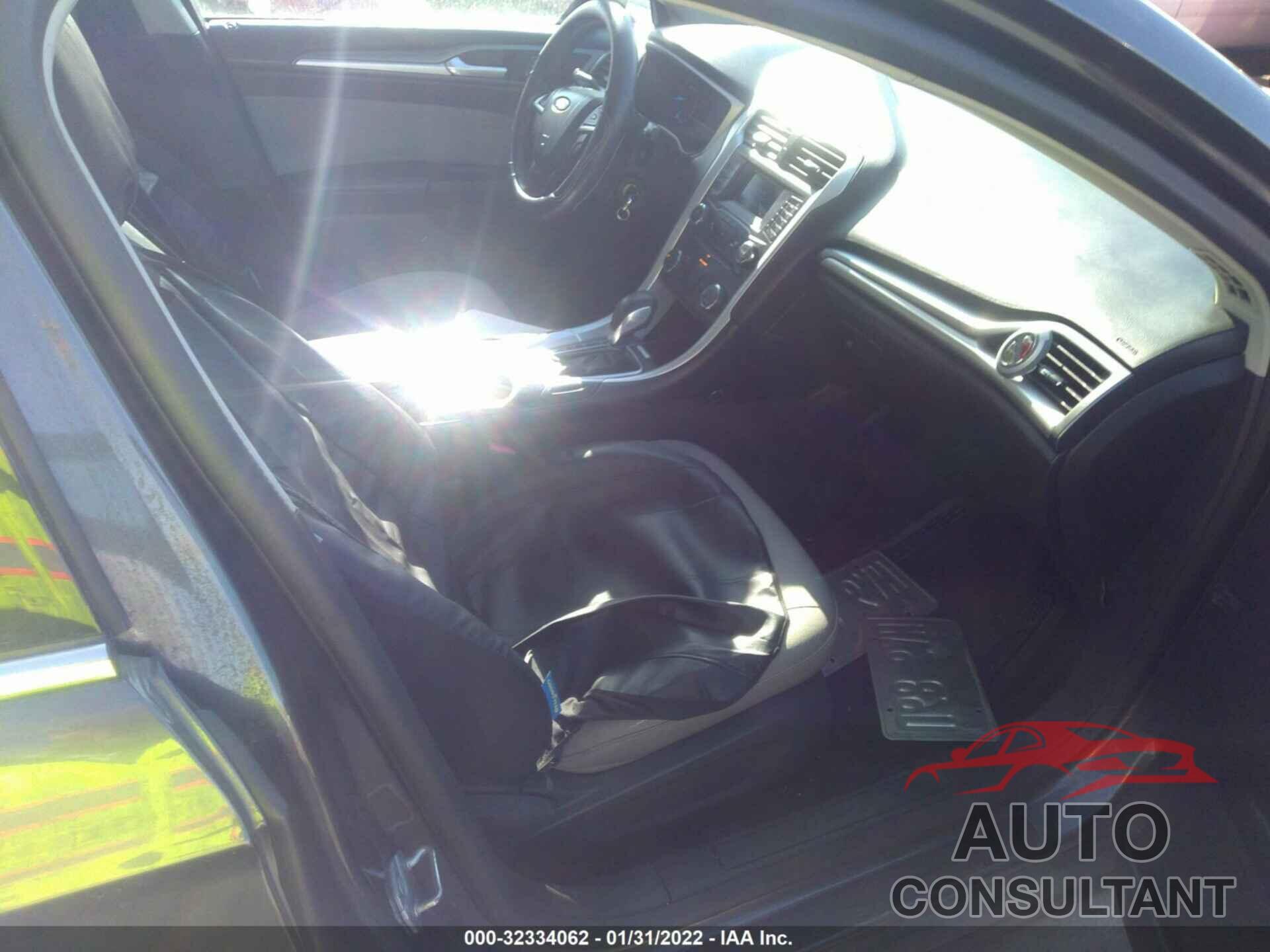 FORD FUSION 2016 - 3FA6P0G79GR177400